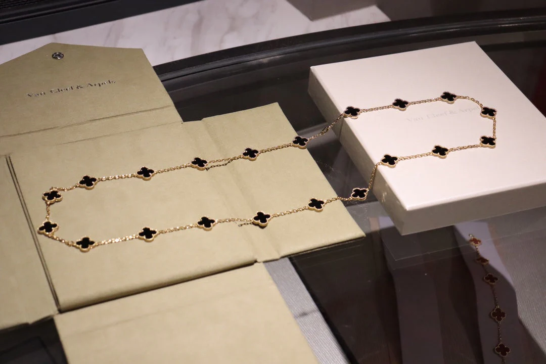 Regalia jewelryCLOVER 20 MOTIFS ONYX ROSE GOLD