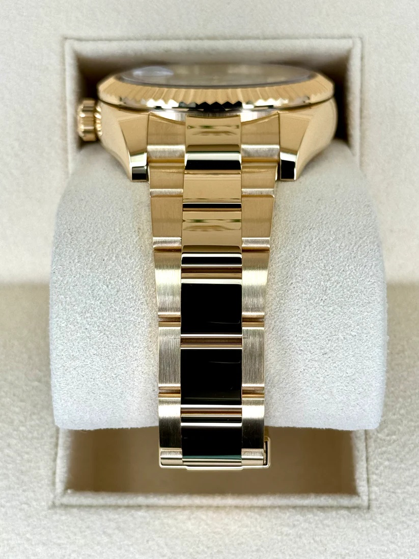 【Super Clone】ROLEX  Sky-Dweller 42mm 336938-0003/0006 Yellow Gold White Dial Jubilee