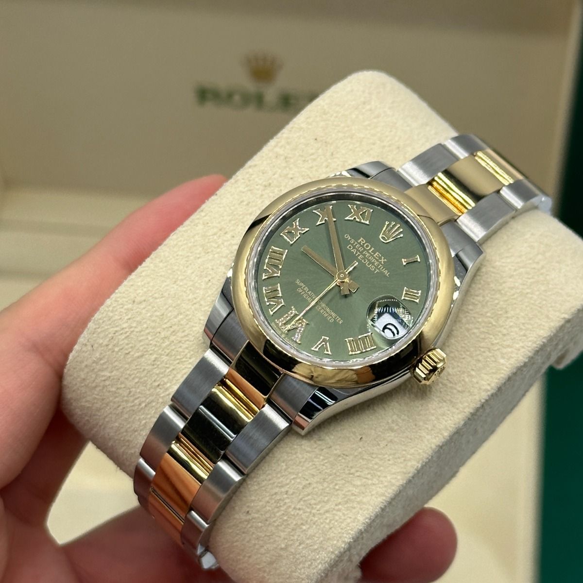 【Super Clone】ROLEX Datejust m278243-0015/0016 31mm Olive Green Dial Yellow Rolesor Oyster Watch