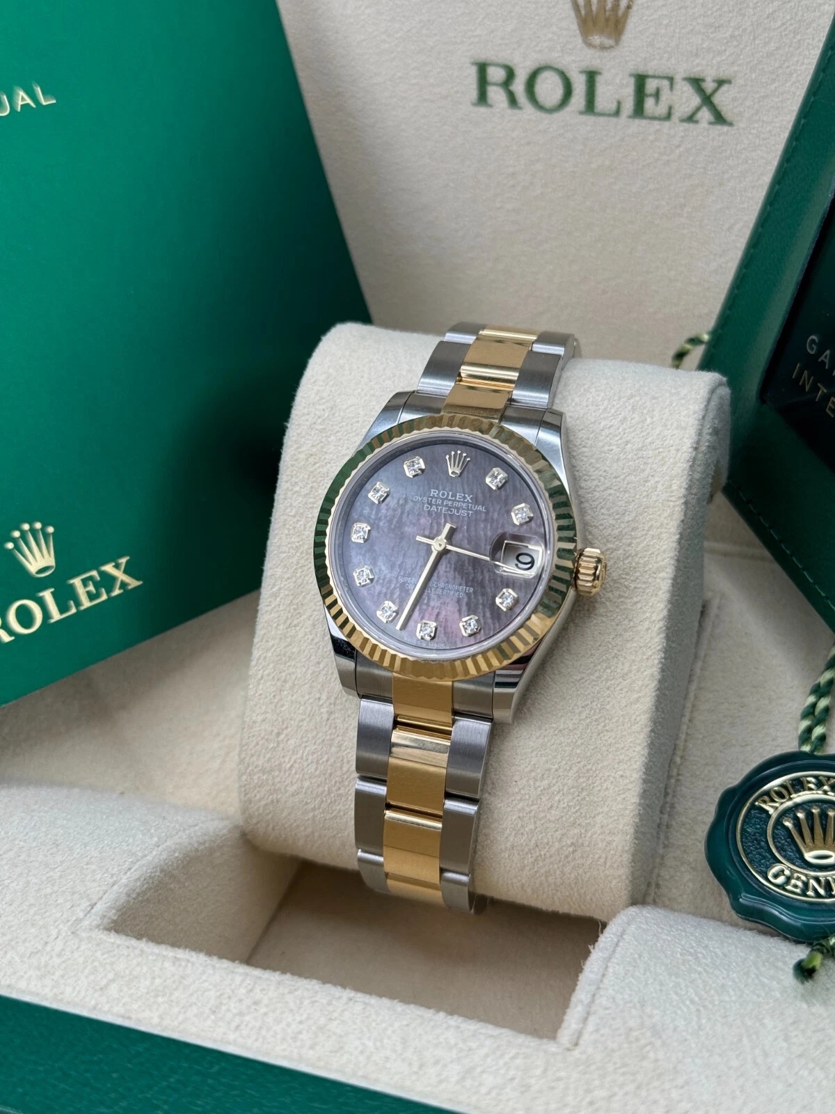 【Super Clone】ROLEX Datejust m278273-0023/0024 31mm Black Mother-of-Pearl Dial Stainless Steel and Yellow Gold Oyster Watch