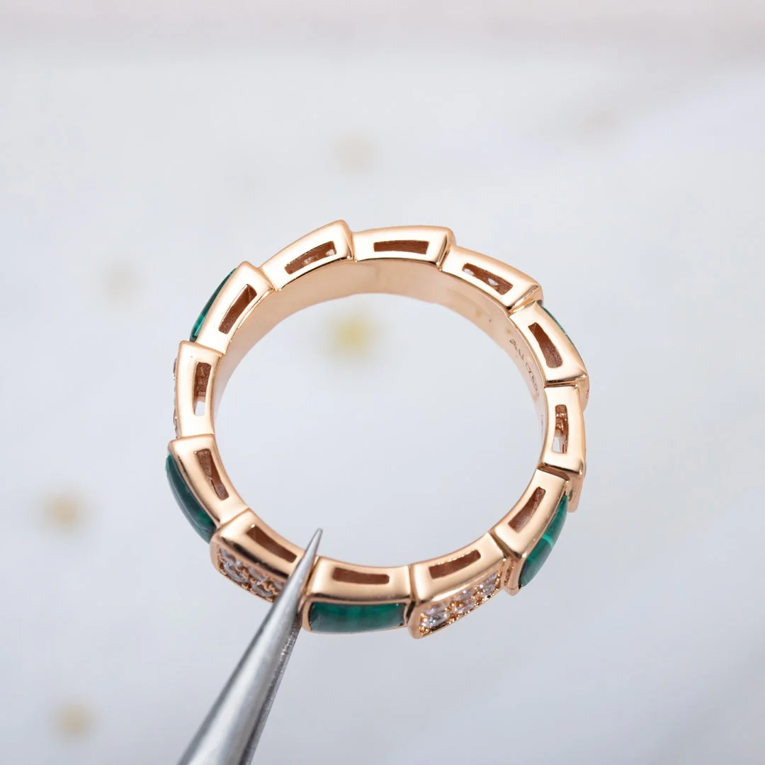 Regalia jewelrySERPENTI RING PINK GOLD MALACHITE DIAMOND PAVED 4MM