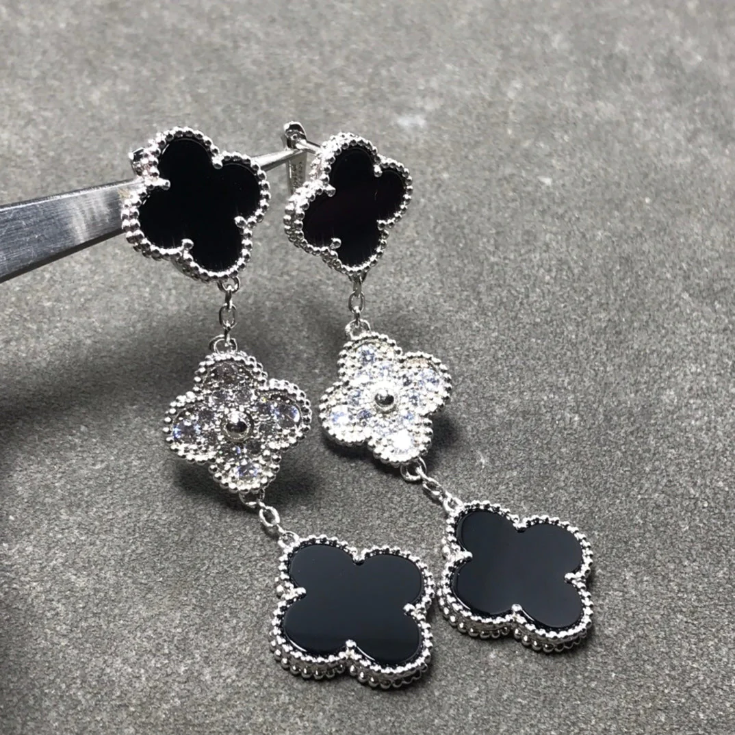 Regalia jewelryCLOVER 3 MOTIF DIAMOND ONYX SILVER EARRINGS