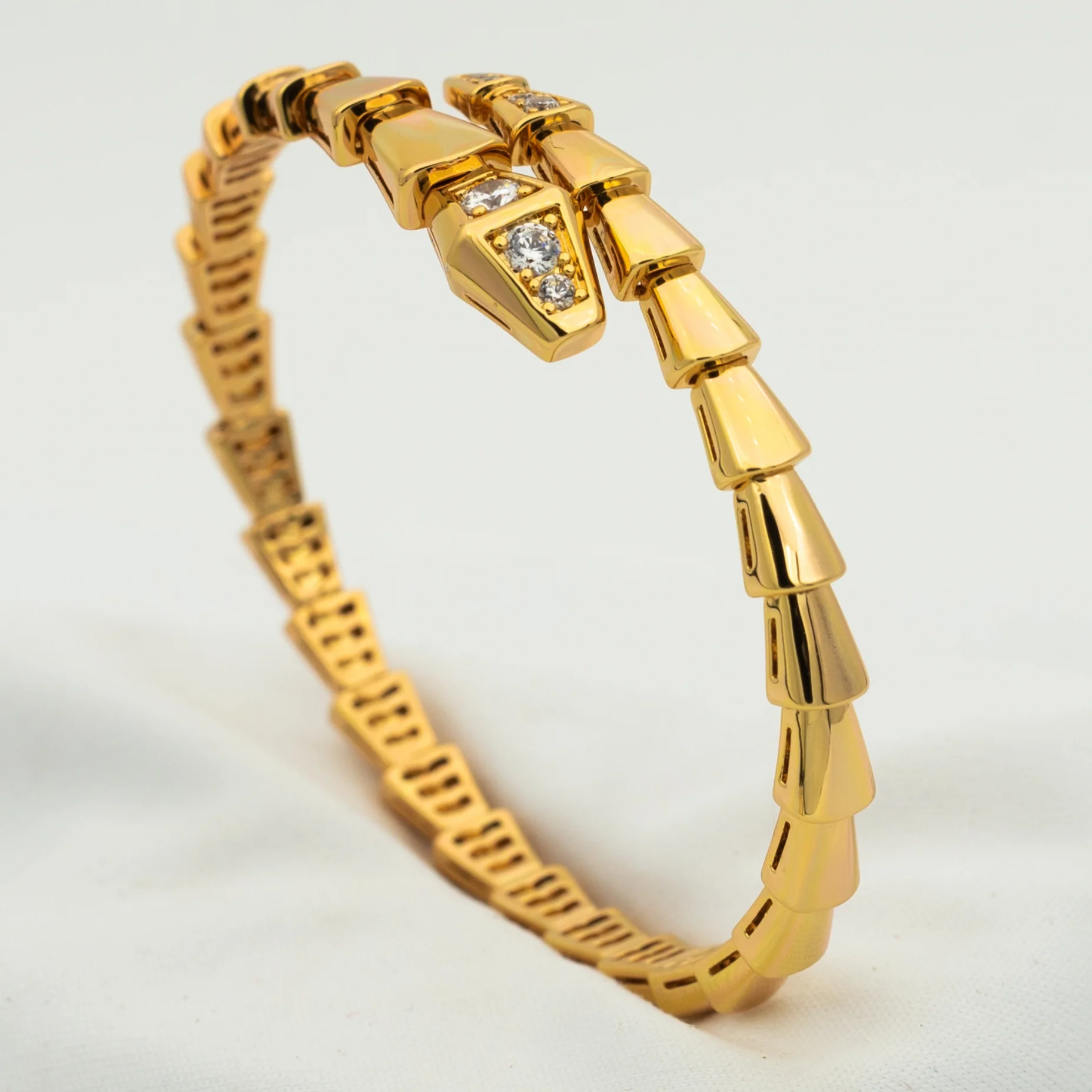 Regalia jewelrySERPENTI BRACELET DIAMONDS