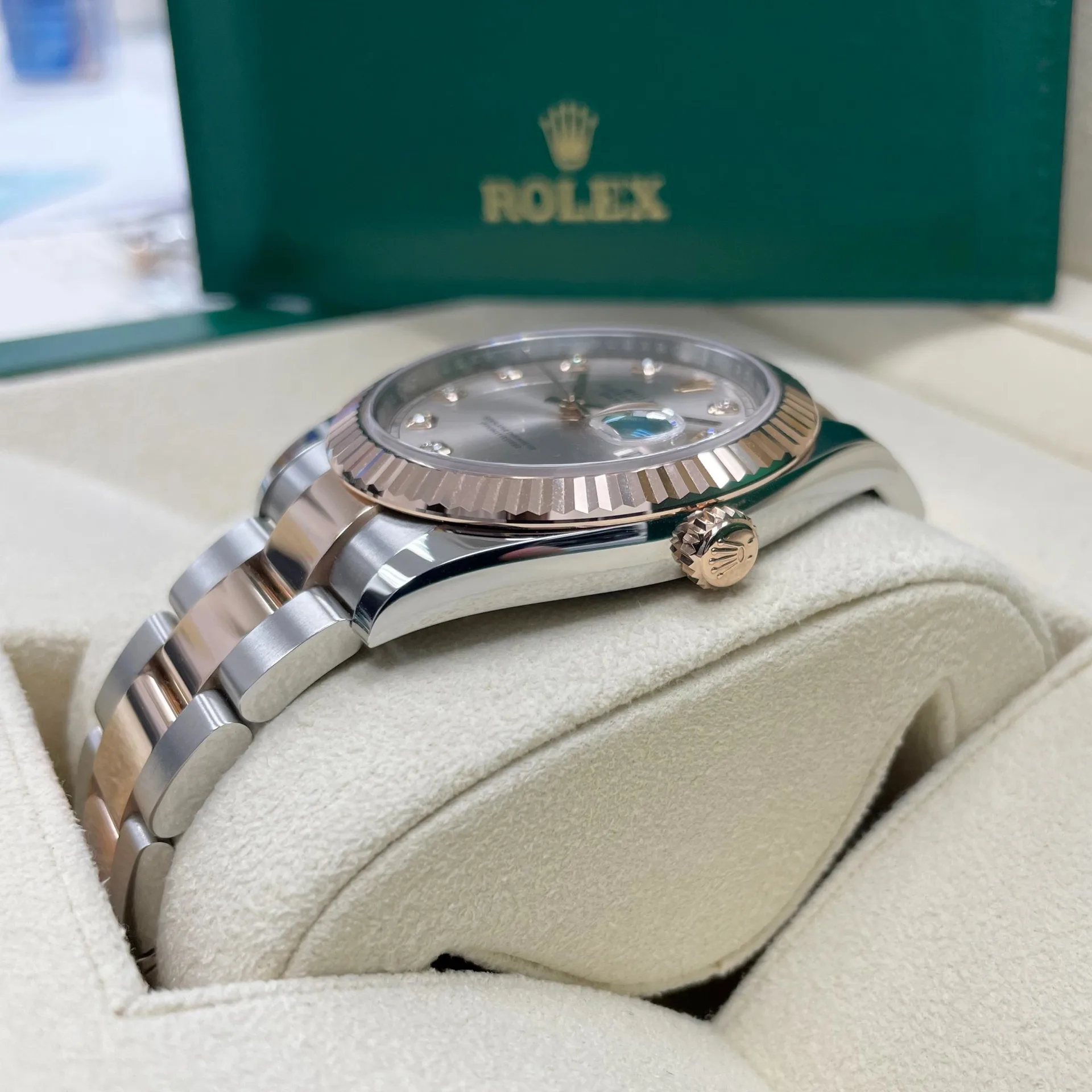 【Super Clone】ROLEX Datejust 41mm 126331 Sundust Diamond Jubilee Steel and Everose Gold Watch