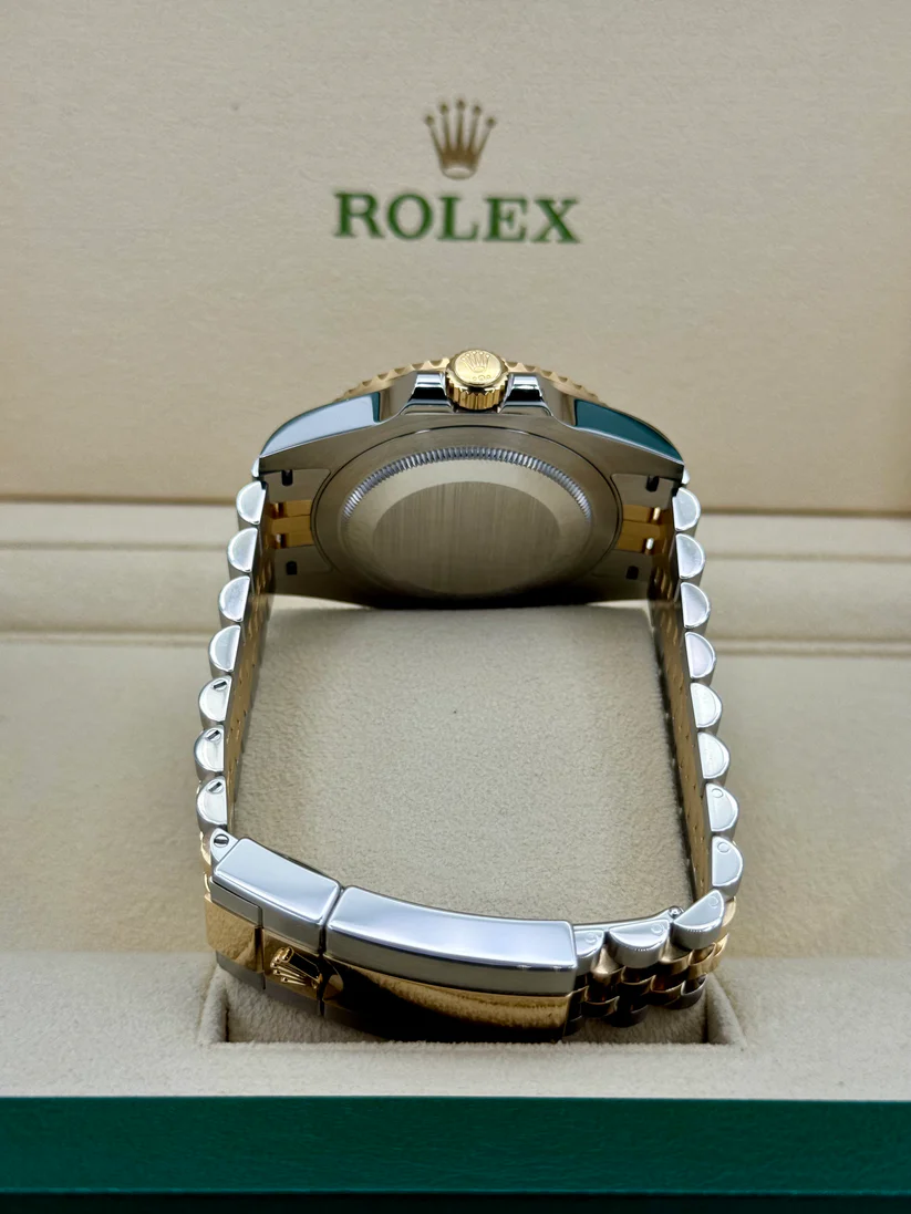 【Super Clone】ROLEX  GMT-Master II 126713GRNR 40mm