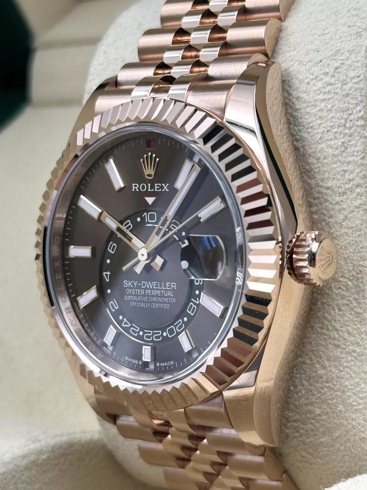 【Super Clone】ROLEX  Sky-Dweller 42mm 336935-0004/0008 Rose Gold Rhodium Dial Oyster