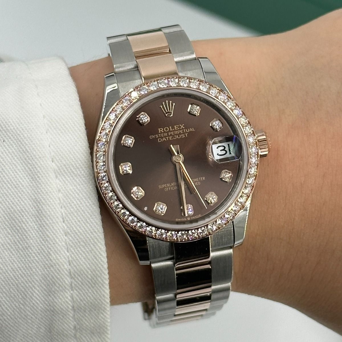 【Super Clone】ROLEX Datejust m278381-0027/0028 Chocolate Diamond 31mm Dial Diamond-Set Bezel and Oyster Bracelet Watch