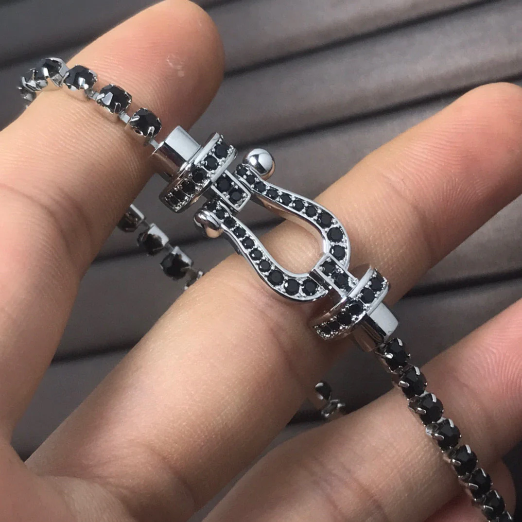 Regalia jewelryFORCE  LARGE HORSESHOE FULL DIAMOND TENNIS BRACELET