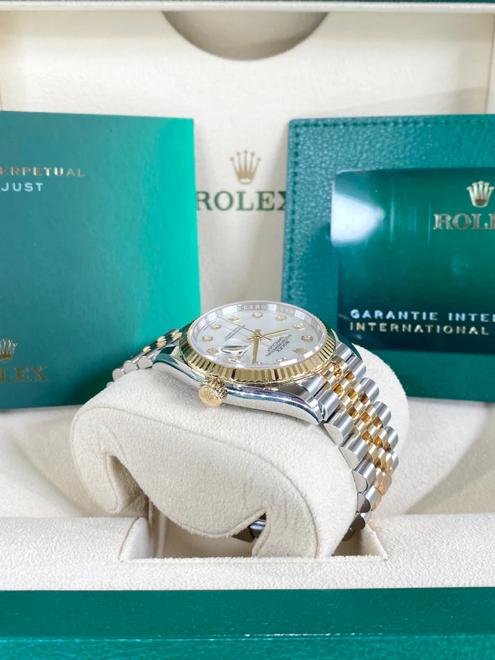 【Super Clone】ROLEX  Datejust 36mm 126233 MOP Diamond Dial Jubilee Two-Tone Bracelet Watch