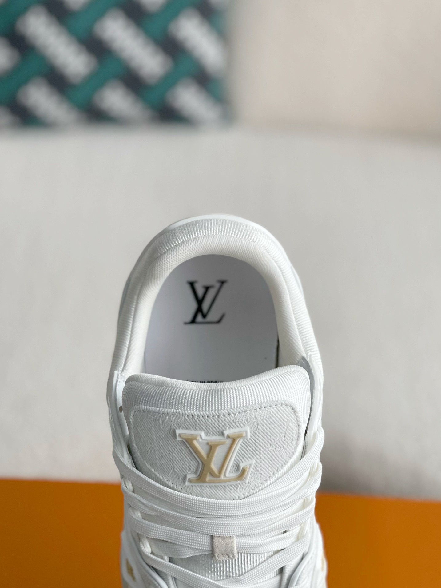 「#3229」 LOUIS VUITTON TRAINER SNEAKERS