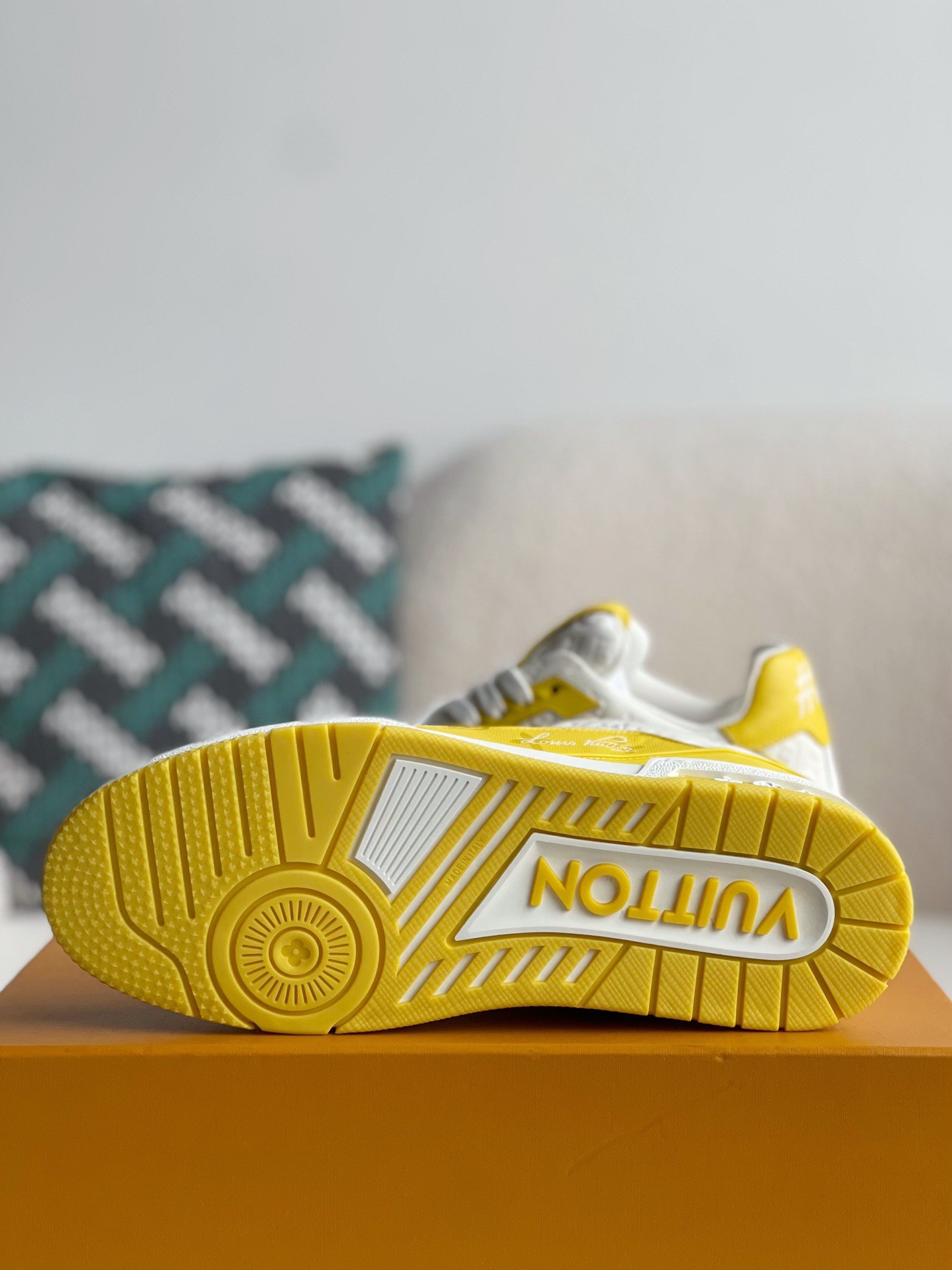 「#1975」LOUIS VUITTON TRAINER 1A98UX Sneakers Fall/Winter