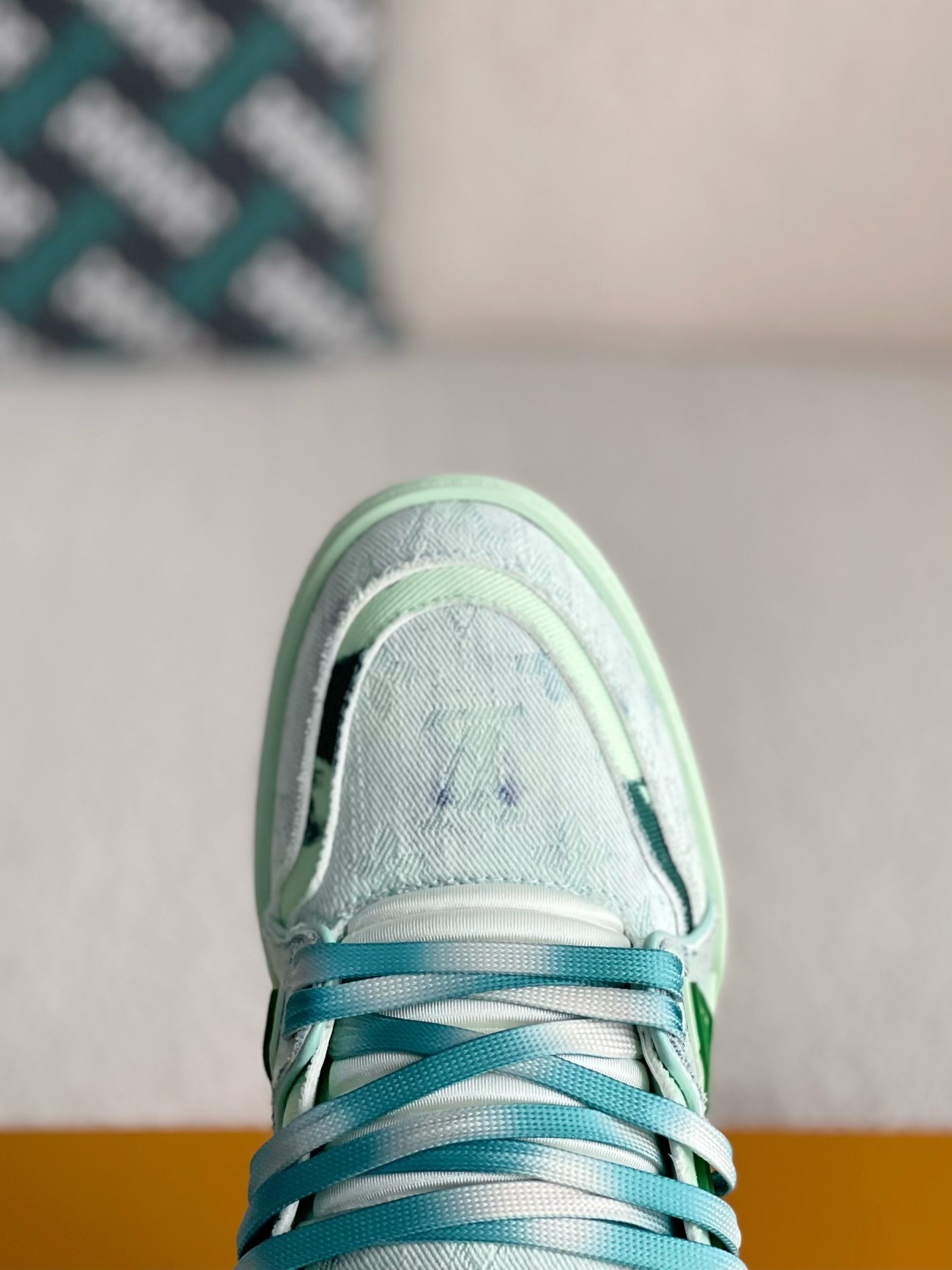 「#3174」LOUIS VUITTON SNEAKERS