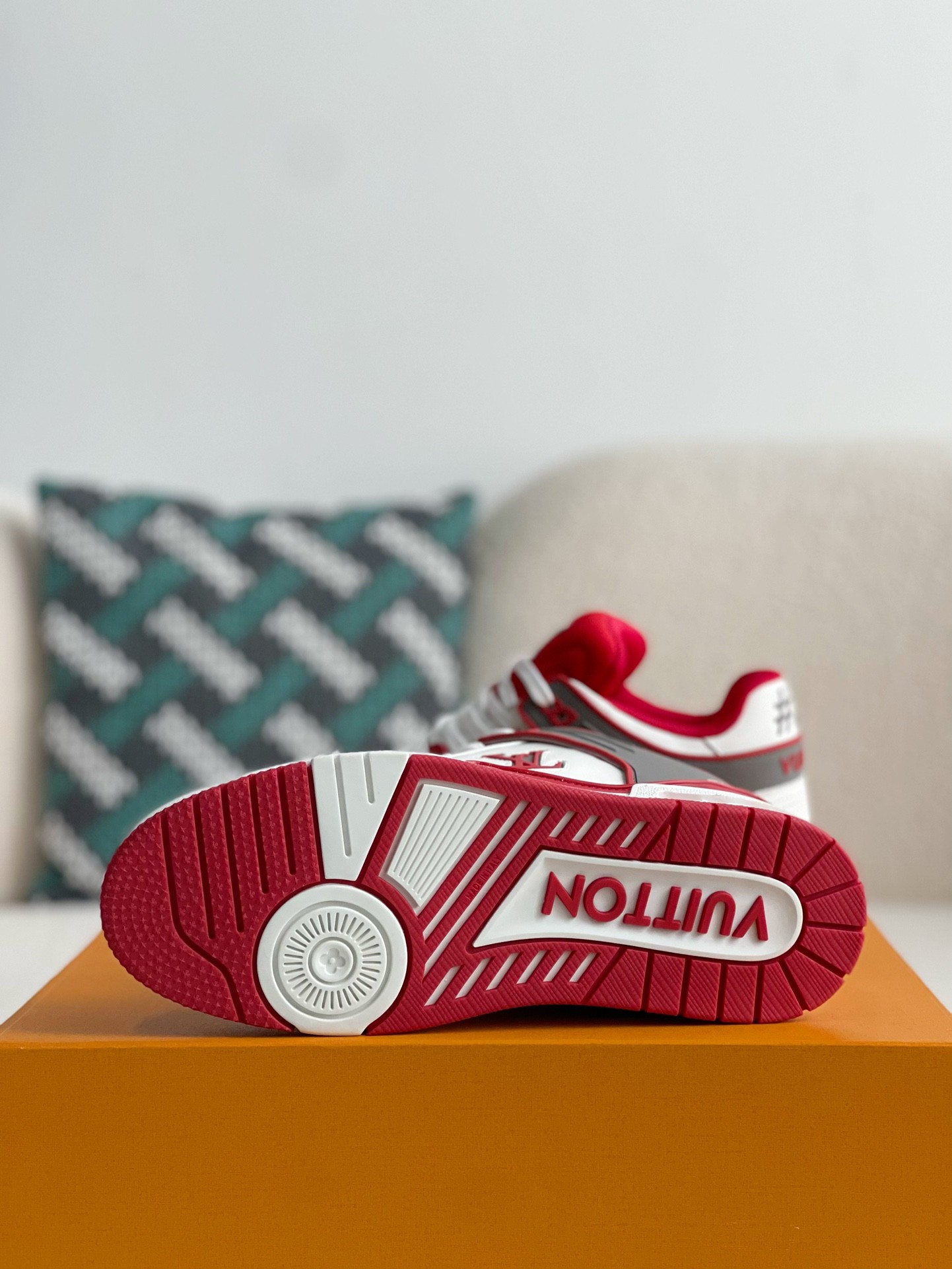 「#3050」LOUIS VUITTON SNEAKERS