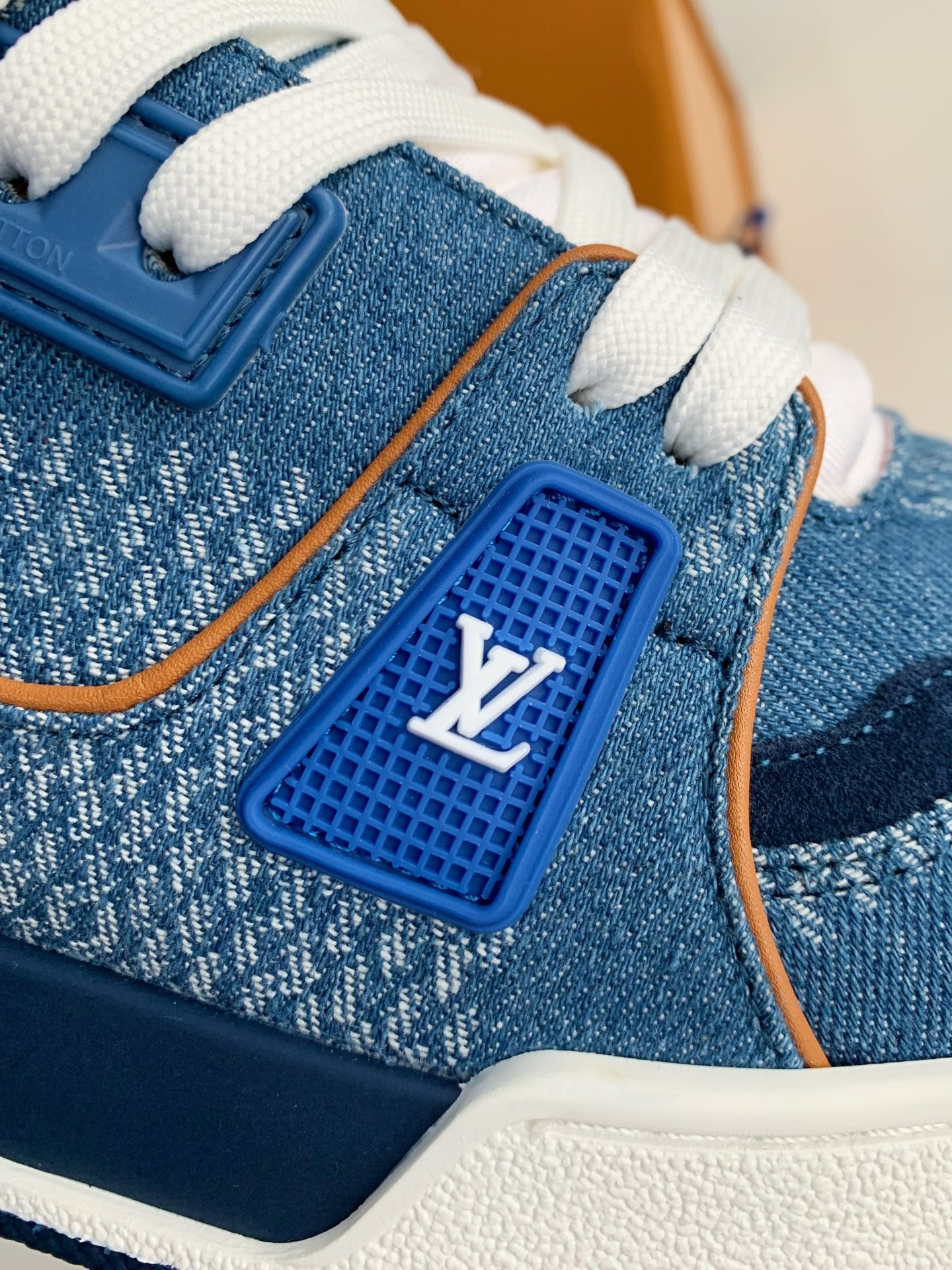 「#3124」LOUIS VUITTON SNEAKERS
