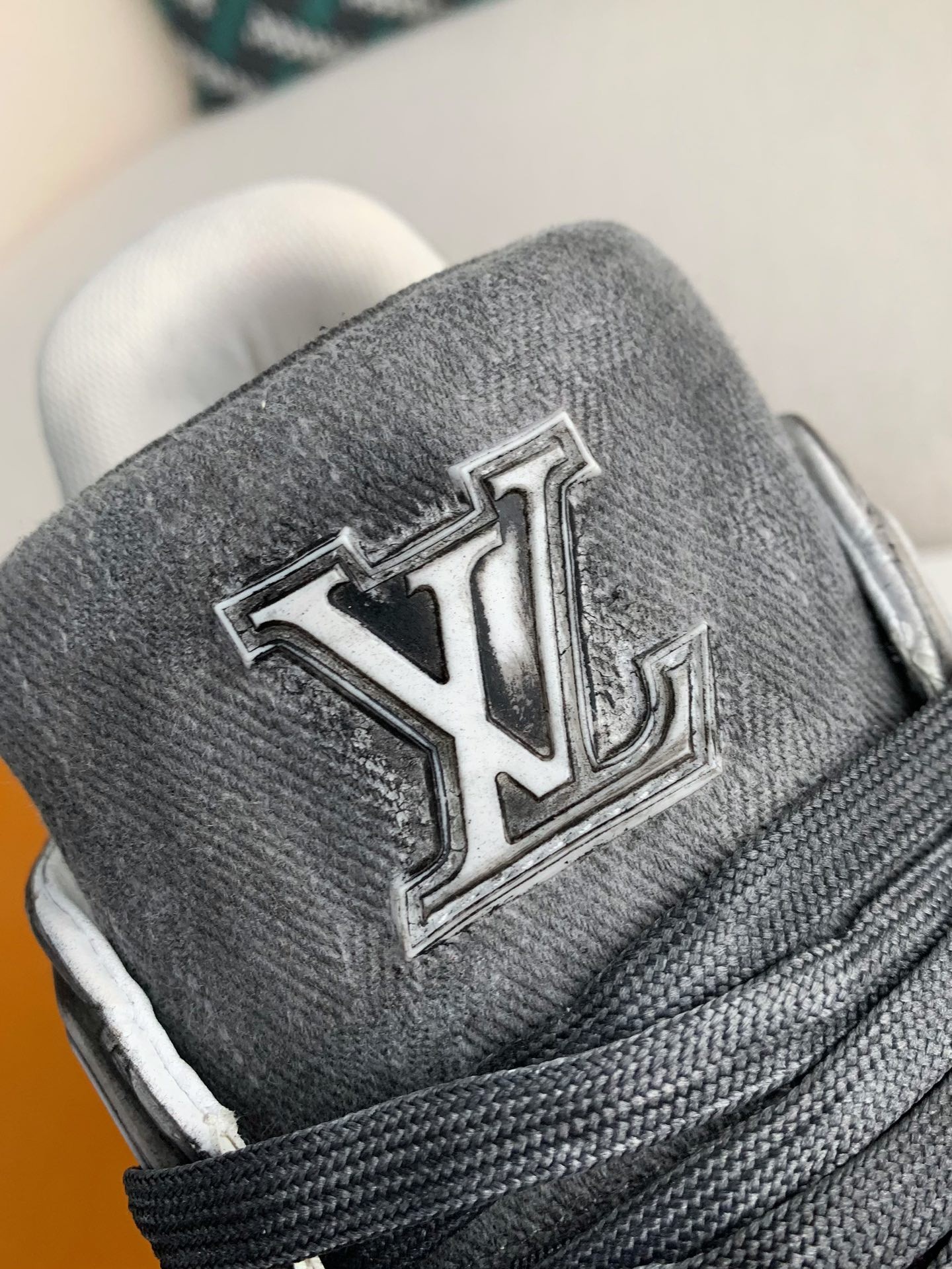 「#3320」 LOUIS VUITTON TRAINER SNEAKERS
