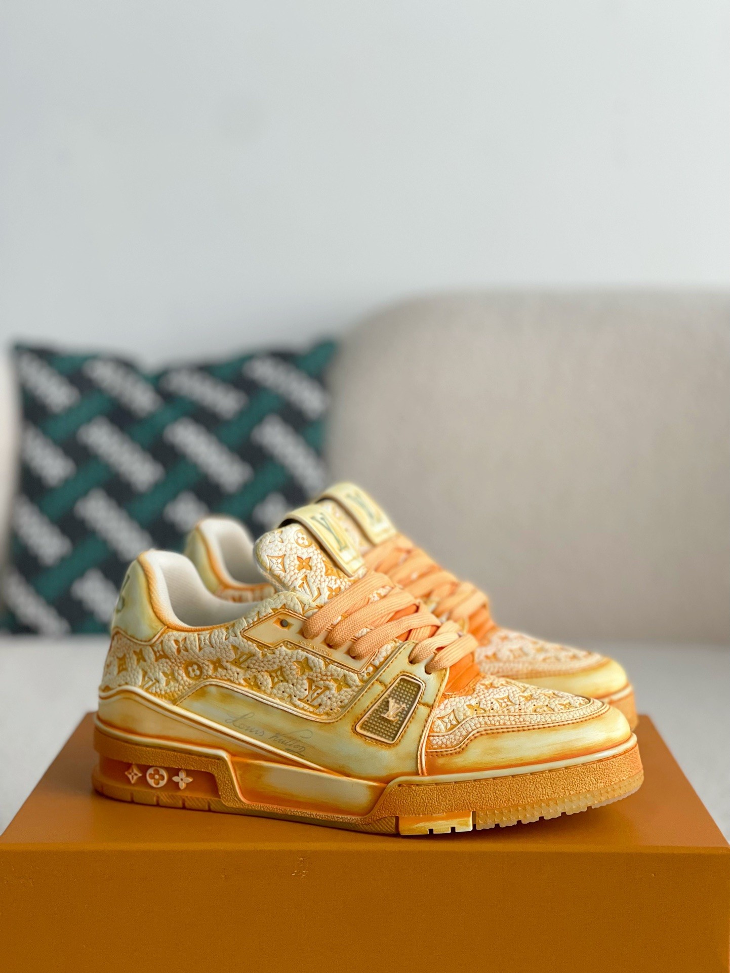 「#3173」LOUIS VUITTON SNEAKERS