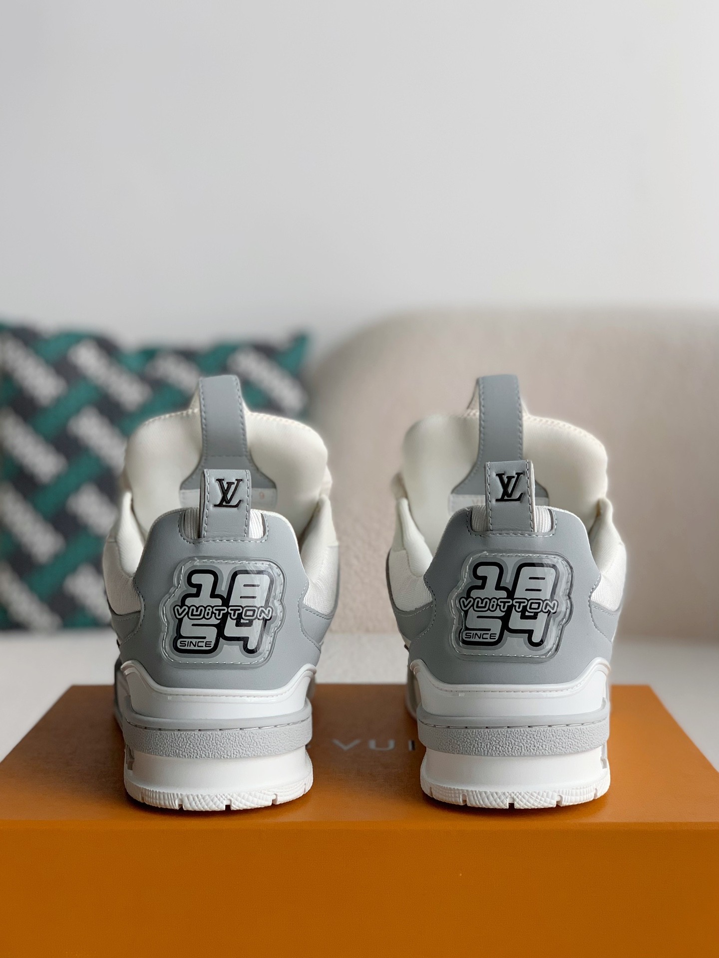 LOUIS VUITTON SKATE SNEAKERS