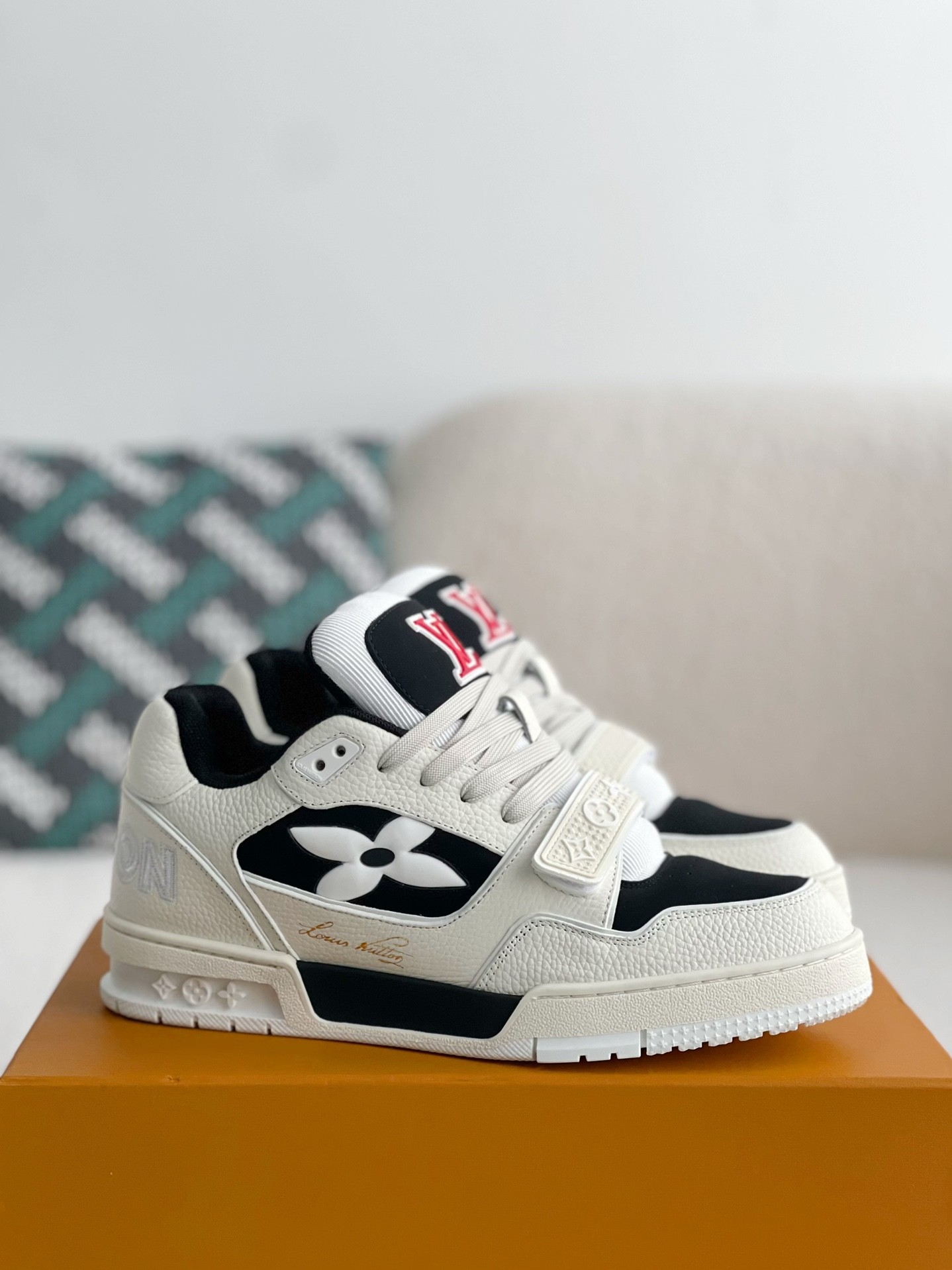 「#3192」LOUIS VUITTON SNEAKERS