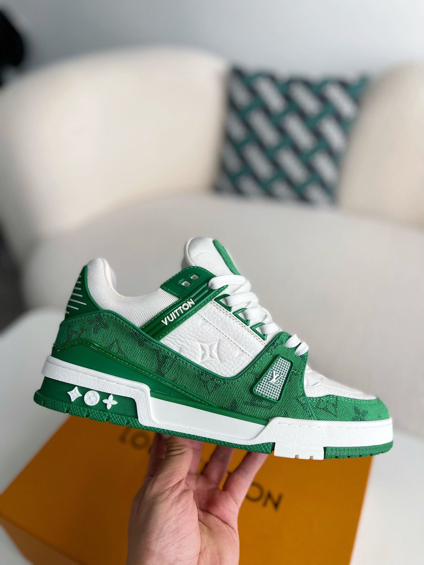 LOUIS VUITTON TRAINER 1A8FN8 Sneakers