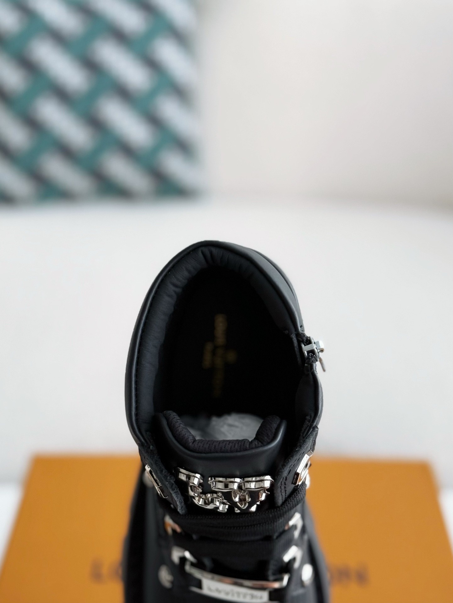 「#3718」LOUIS VUITTON Leather Round toe lace-up boots