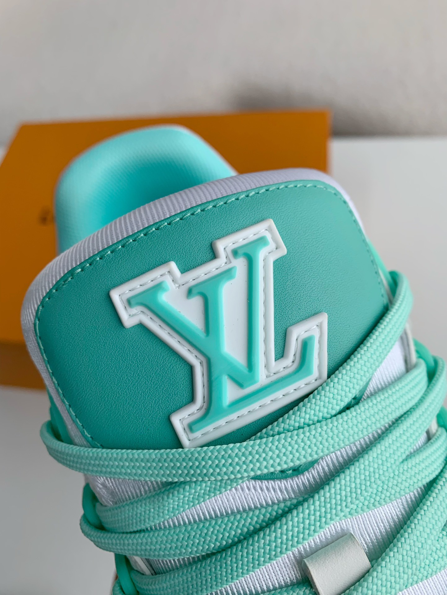 「#3000」LOUIS VUITTON SNEAKERS