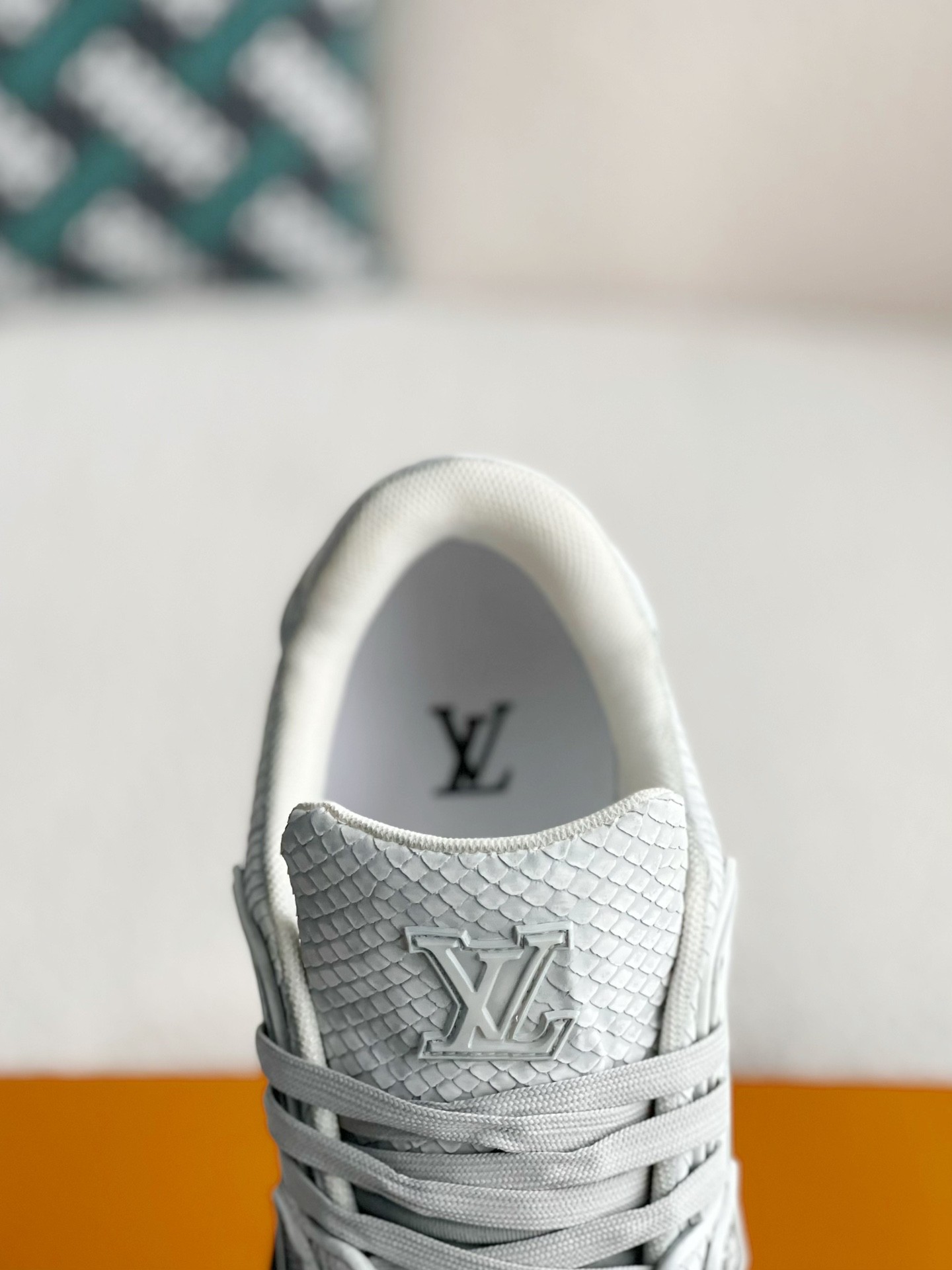「#3315」 LOUIS VUITTON TRAINER SNEAKERS