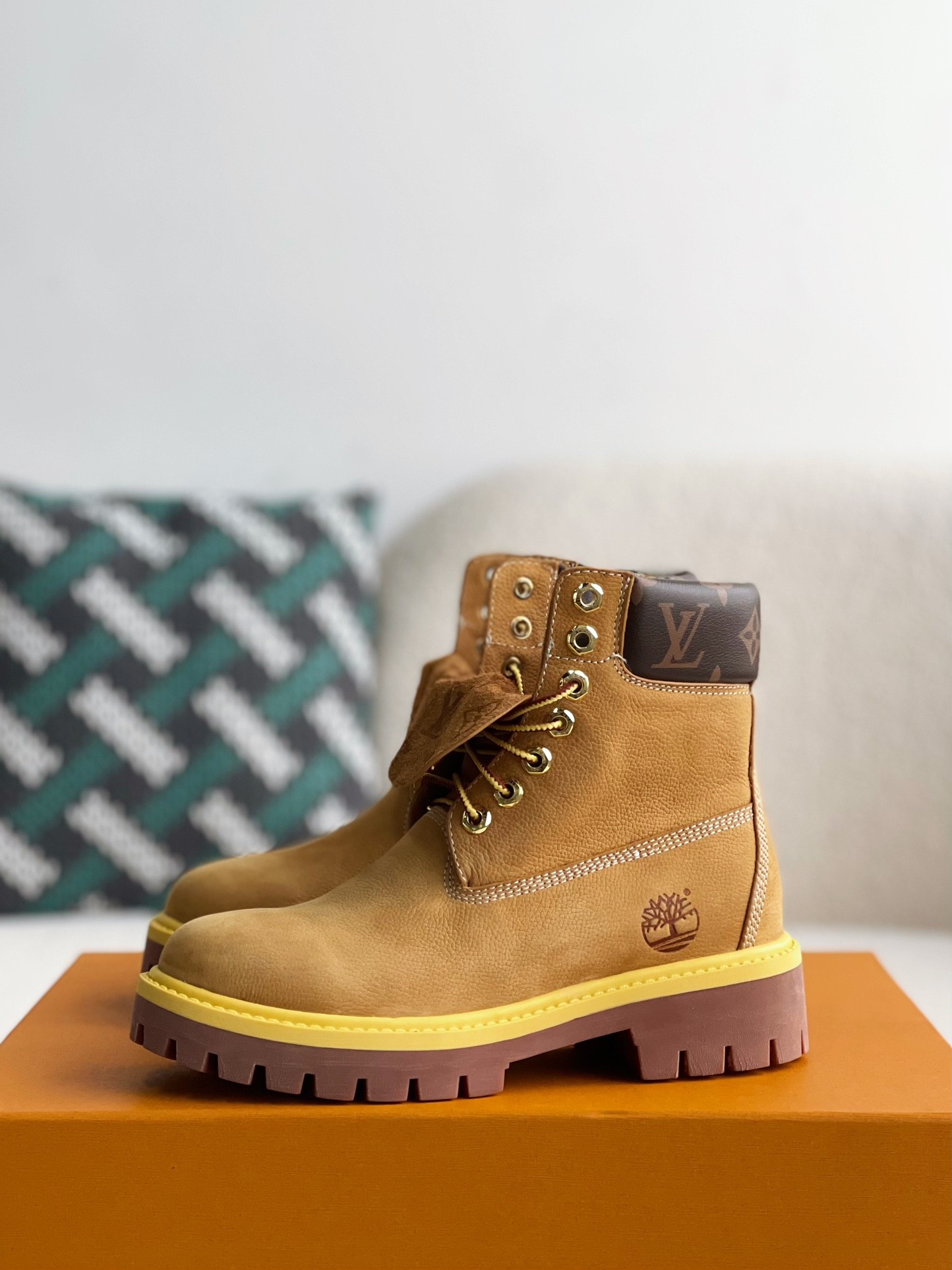 「#3574」louis vuitton & timberland Martin boots
