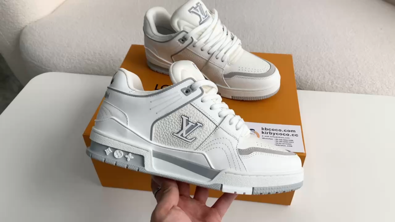 「#3051」LOUIS VUITTON SNEAKERS