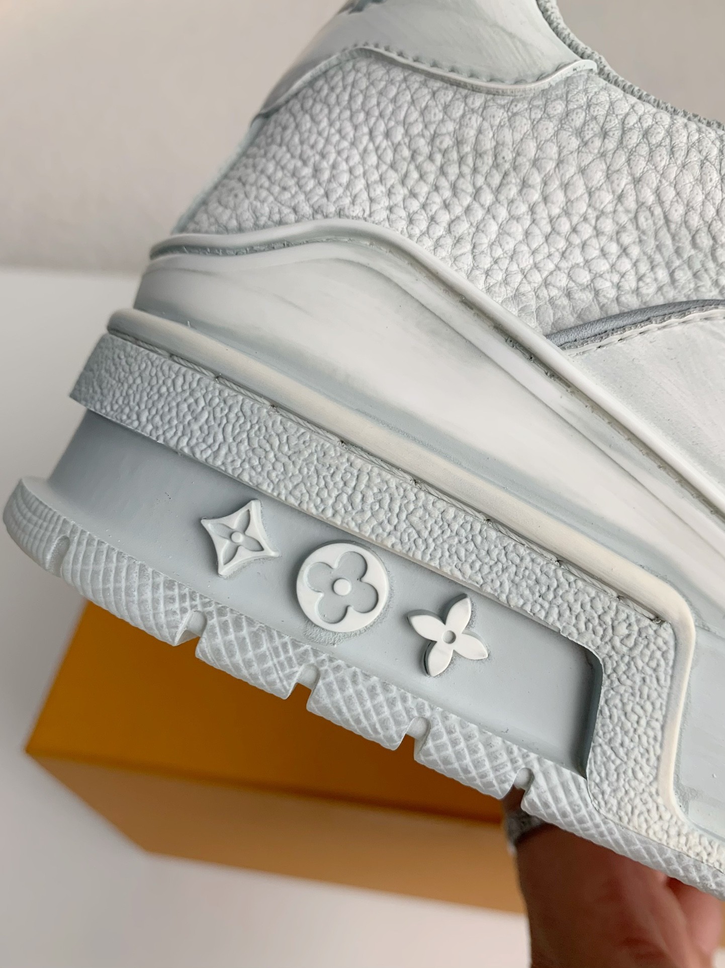 「#3171」LOUIS VUITTON SNEAKERS