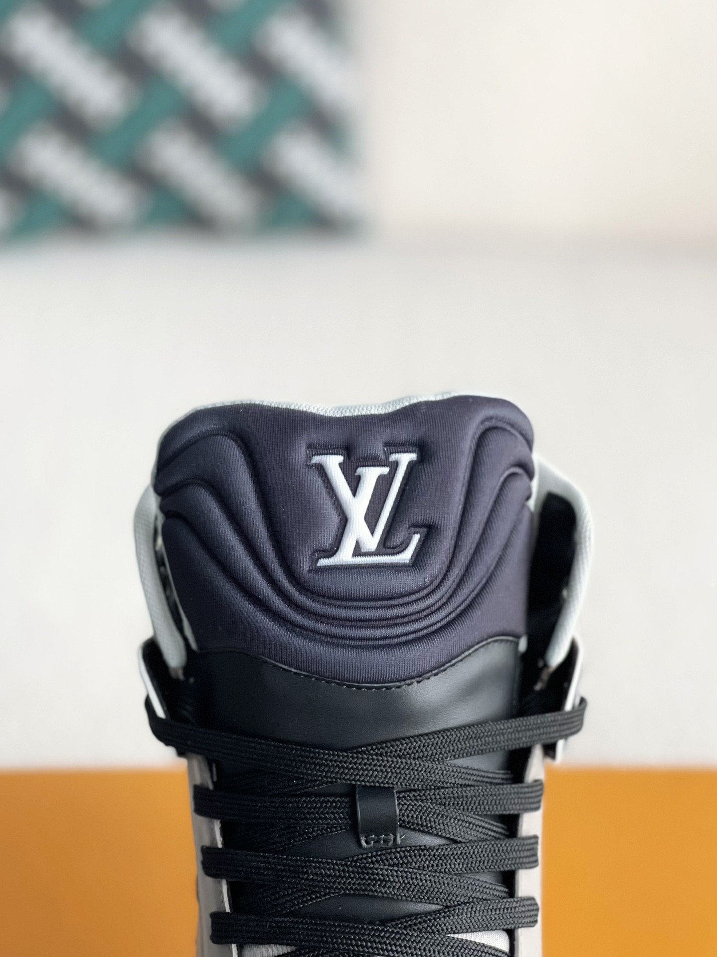 「#3196」LOUIS VUITTON TRAINER SNEAKERS