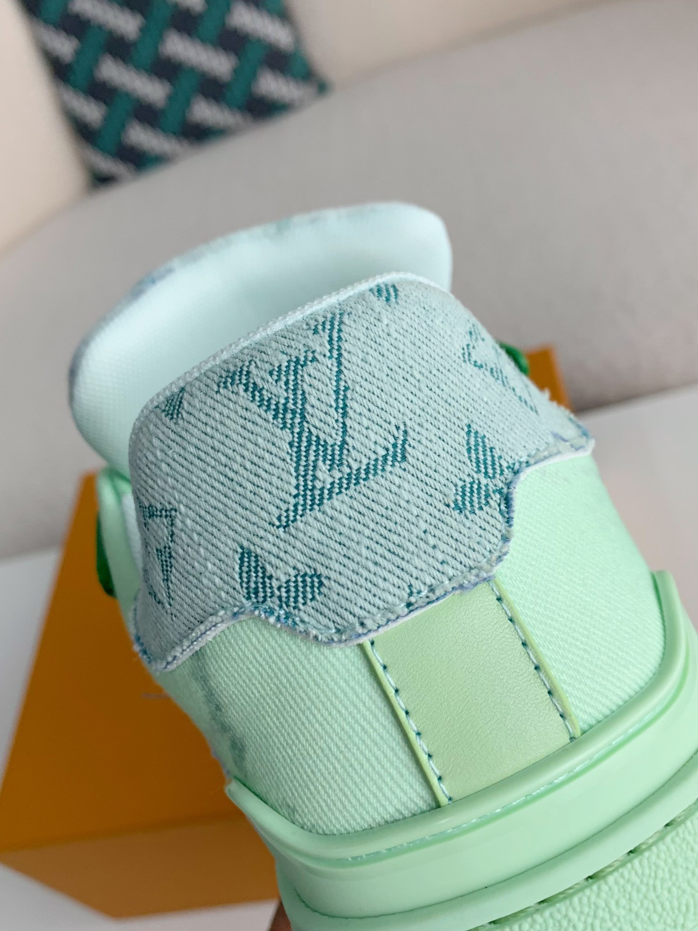 「#3174」LOUIS VUITTON SNEAKERS