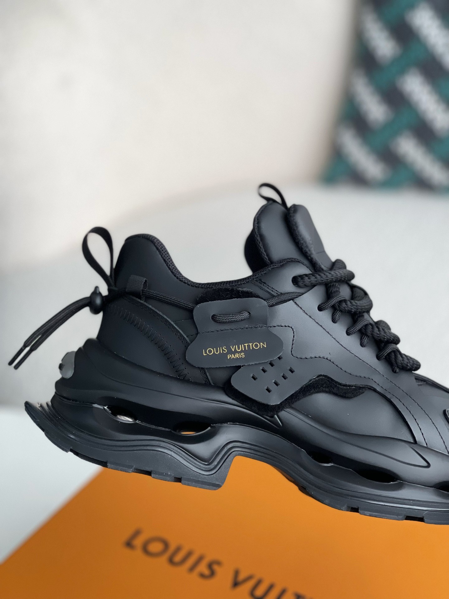 「#3520」LOUIS VUITTON CASUAL SNEAKERS