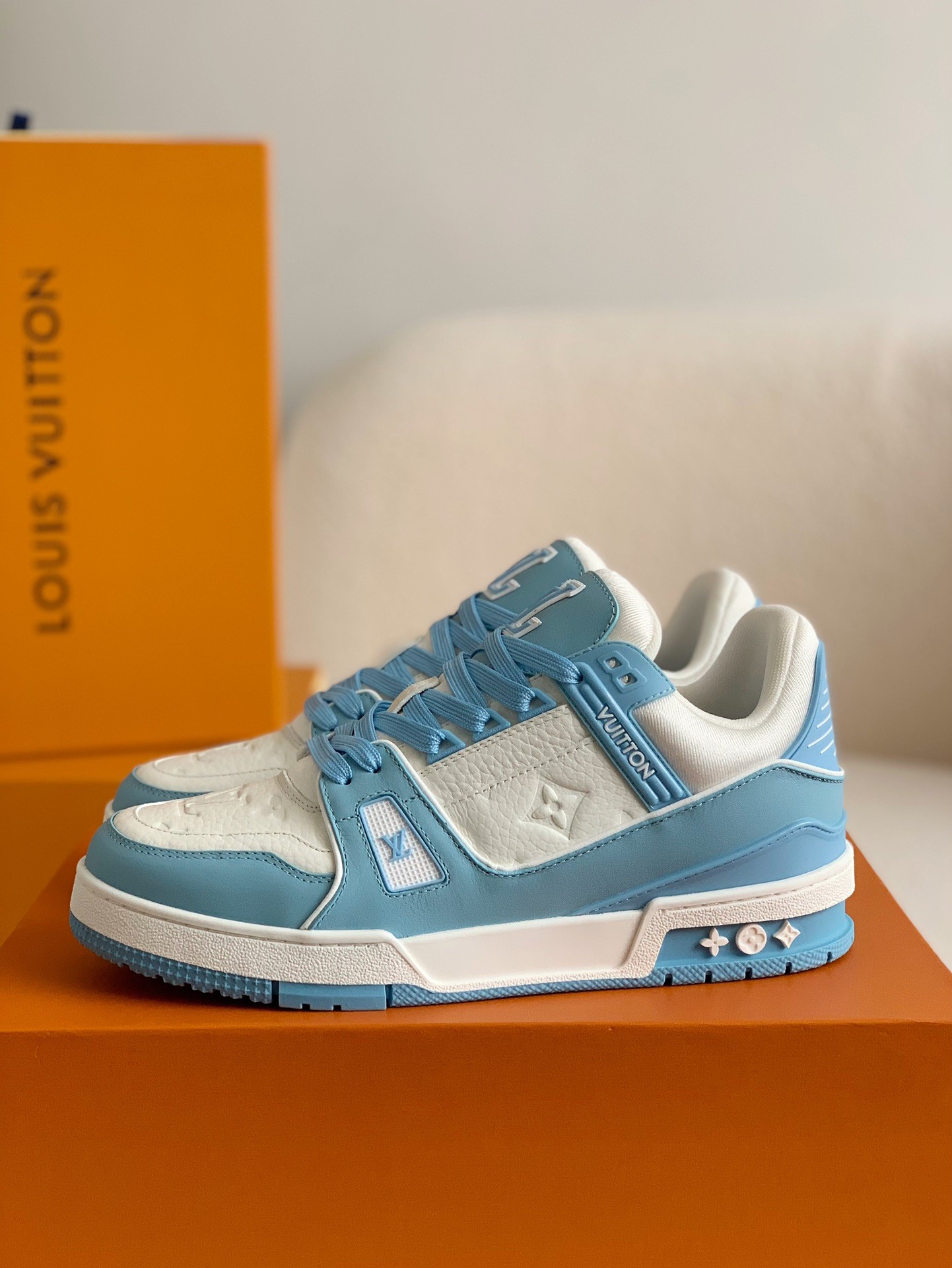 「#647」LOUIS VUITTON TRAINER SNEAKERS