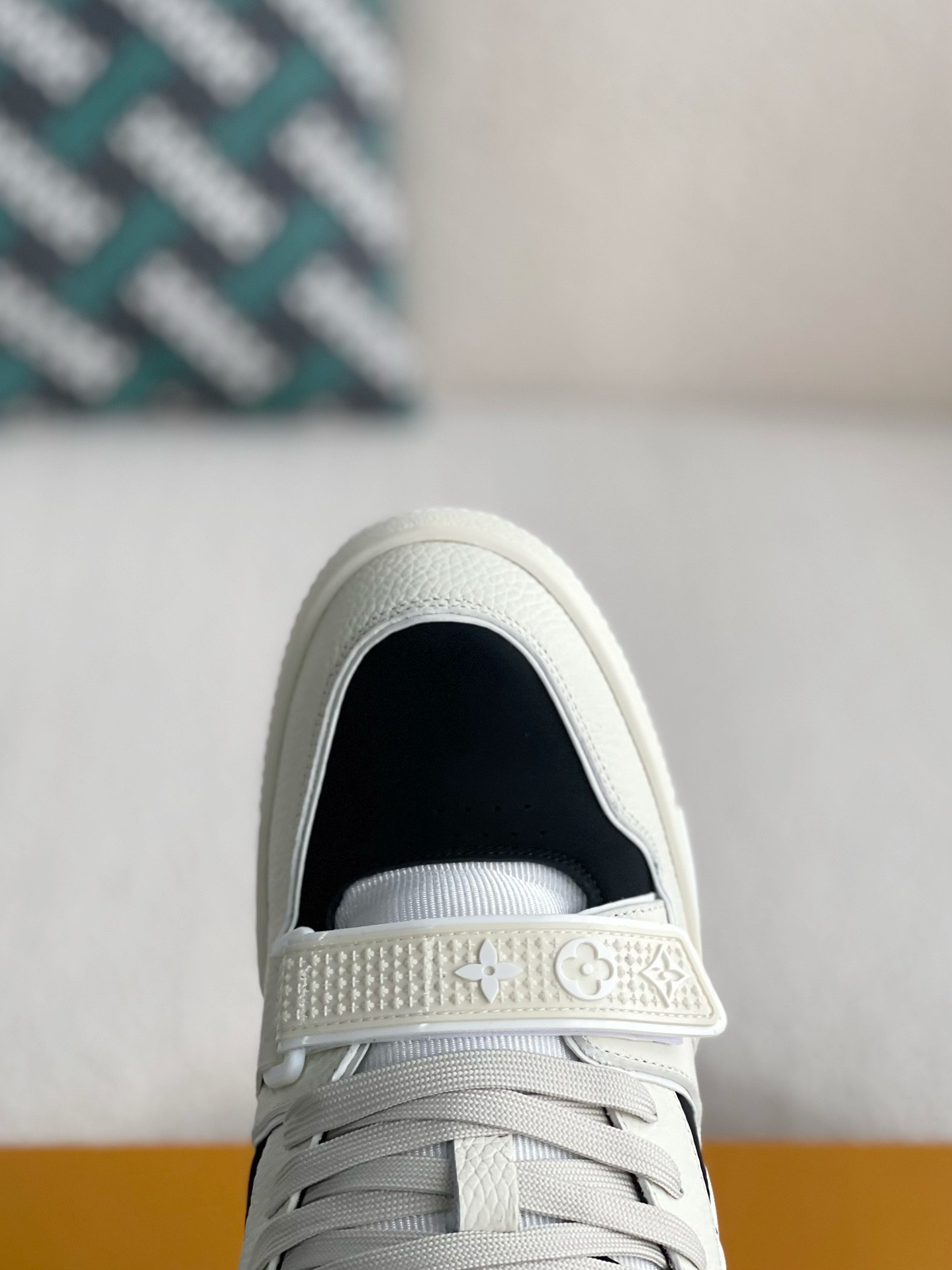 「#3192」LOUIS VUITTON SNEAKERS