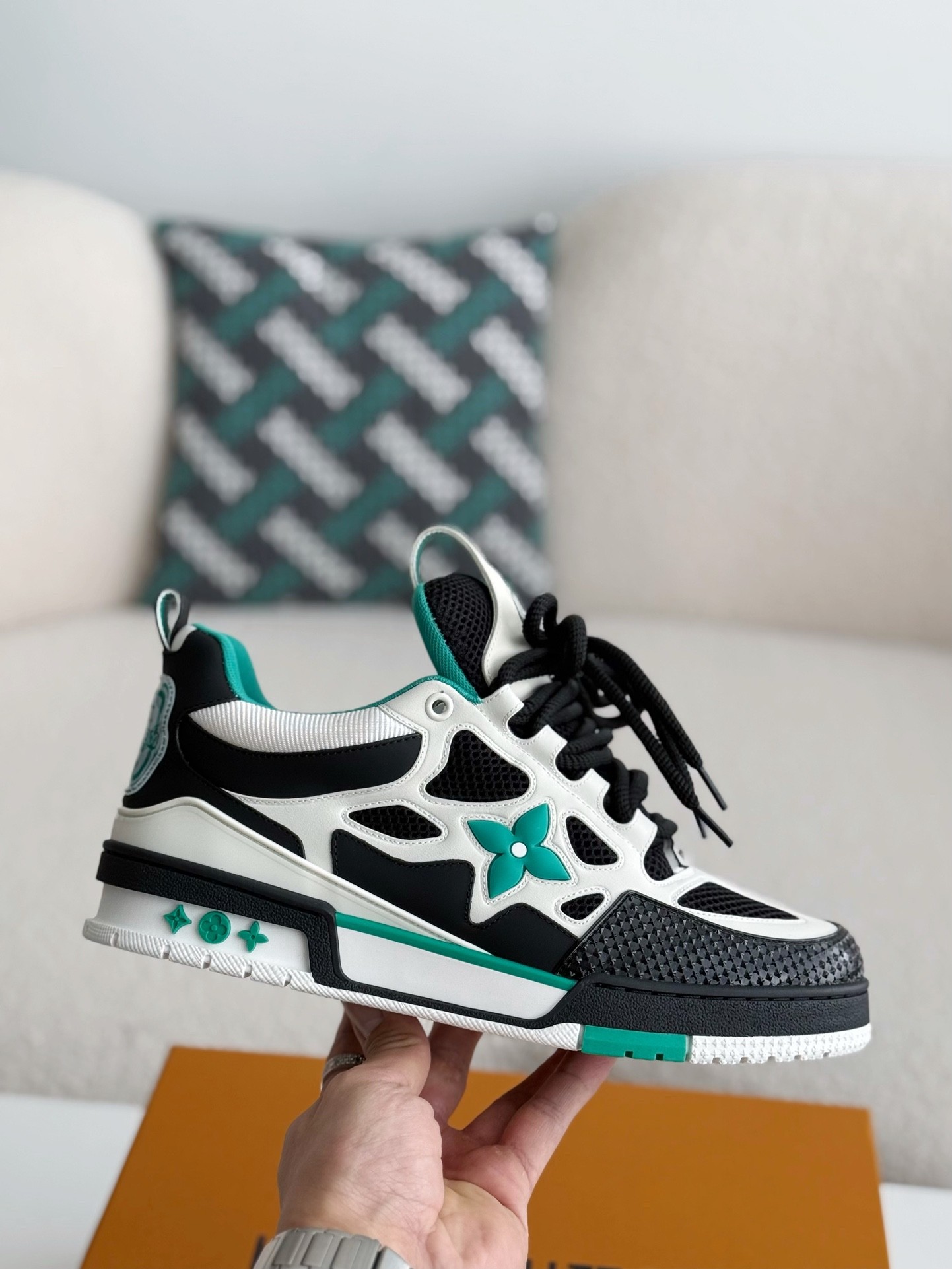 「#3722」LOUIS VUITTON TRAINER SNEAKERS