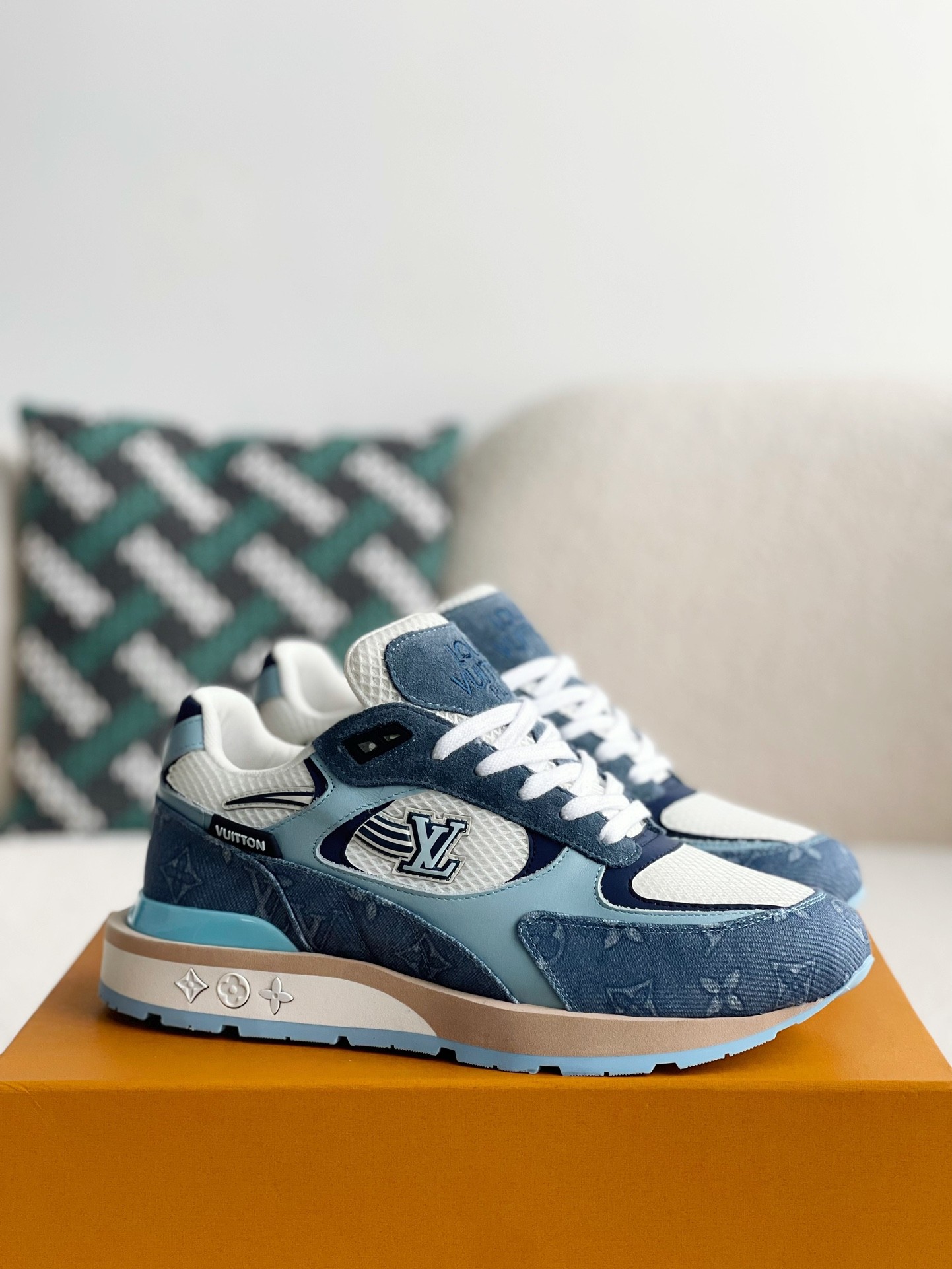 「#3258」LOUIS VUITTON Low-top running shoes