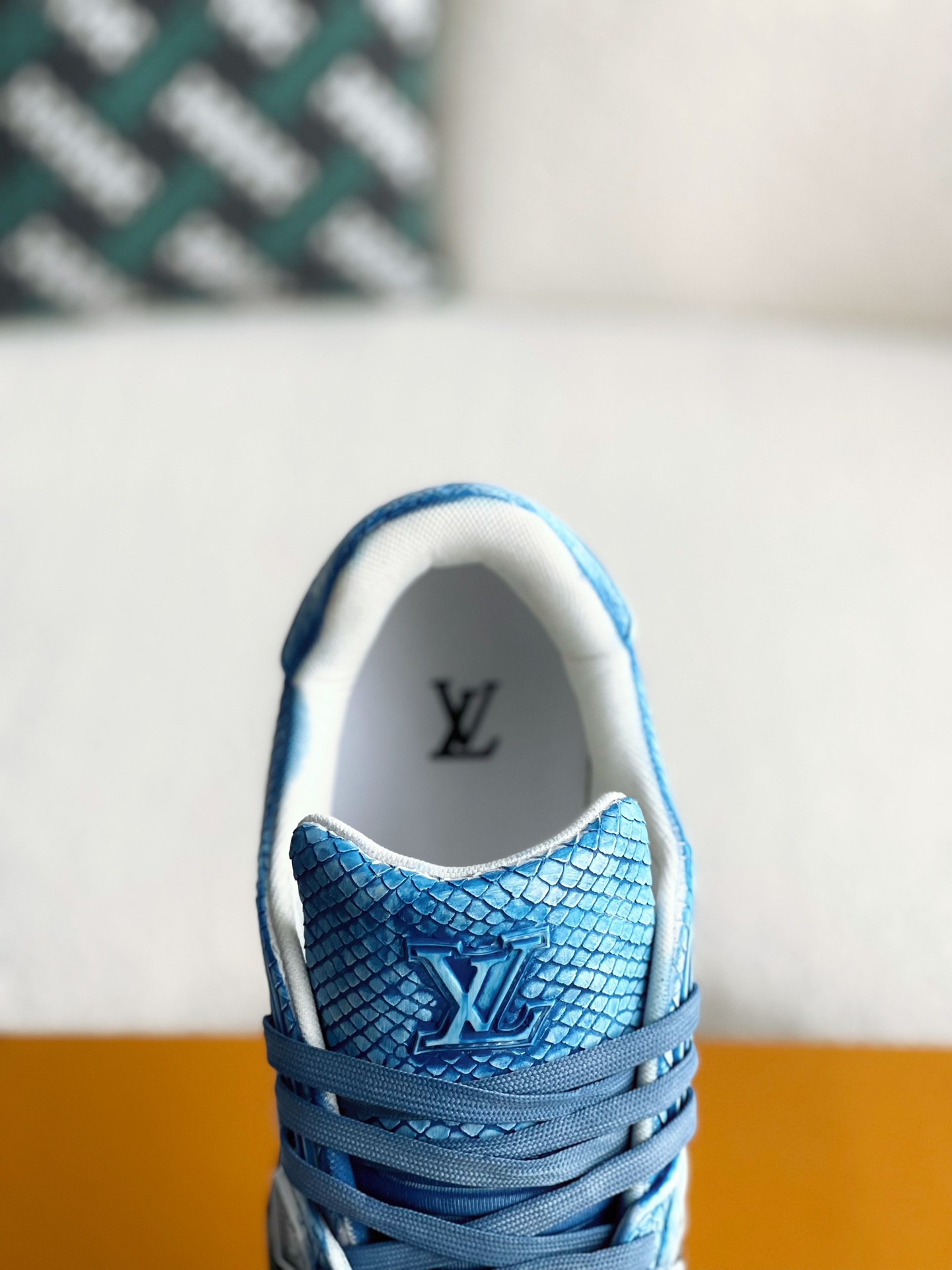「#3314」 LOUIS VUITTON TRAINER SNEAKERS