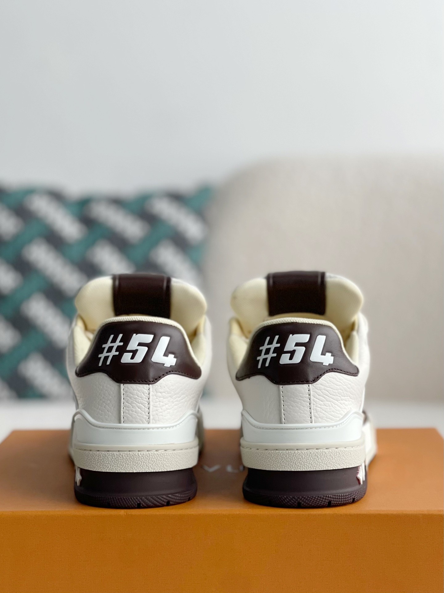 「#3385」 LOUIS VUITTON TRAINER SNEAKERS