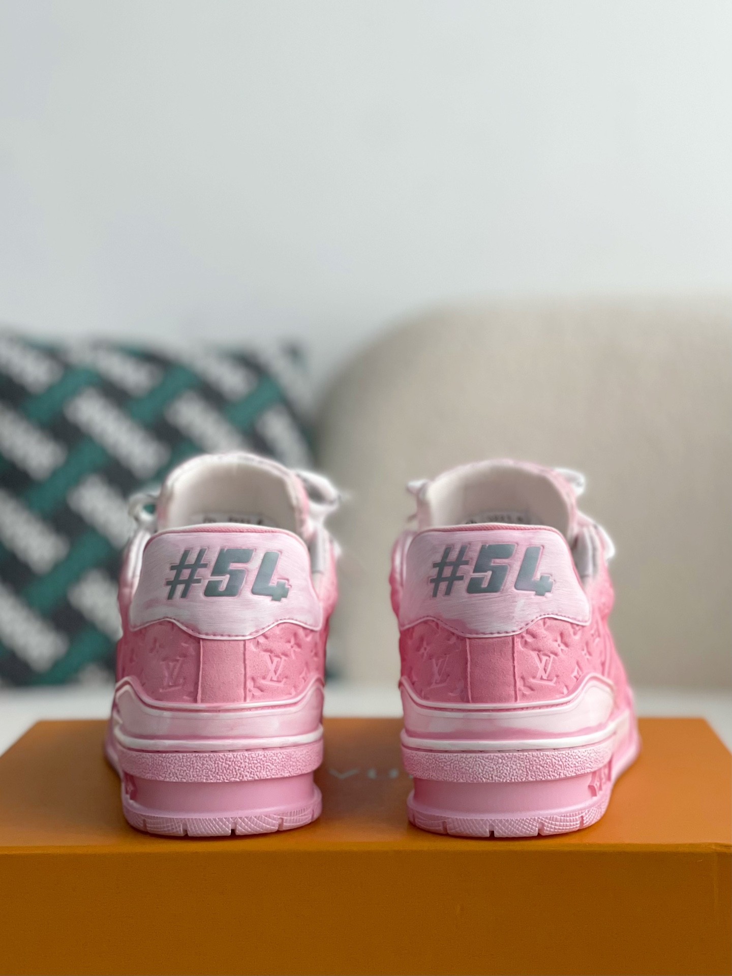 「#3565」 LOUIS VUITTON TRAINER SNEAKERS