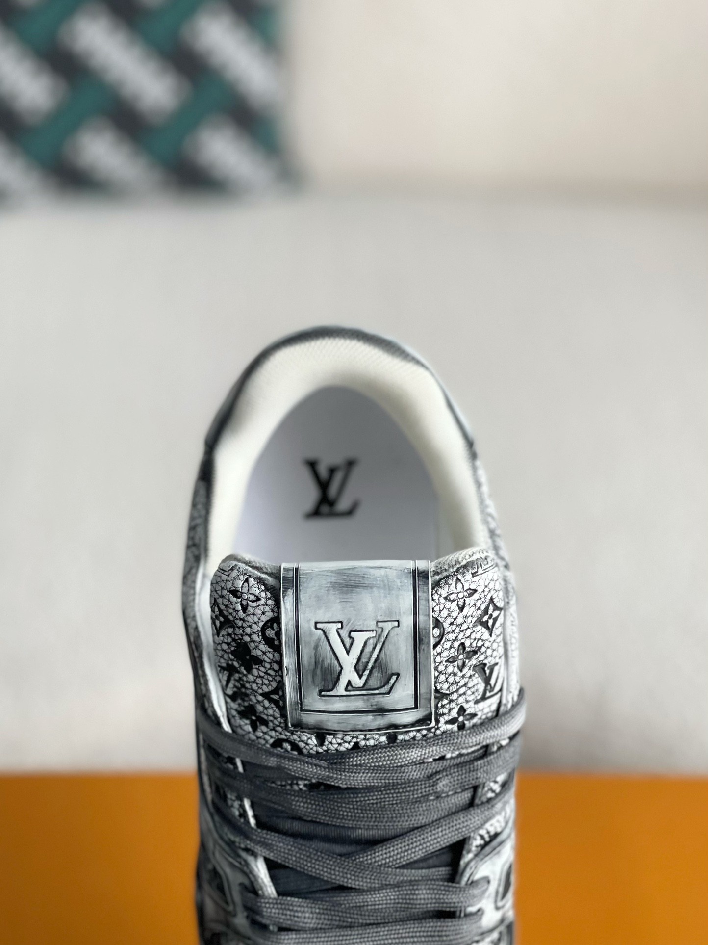 「#3172」LOUIS VUITTON SNEAKERS