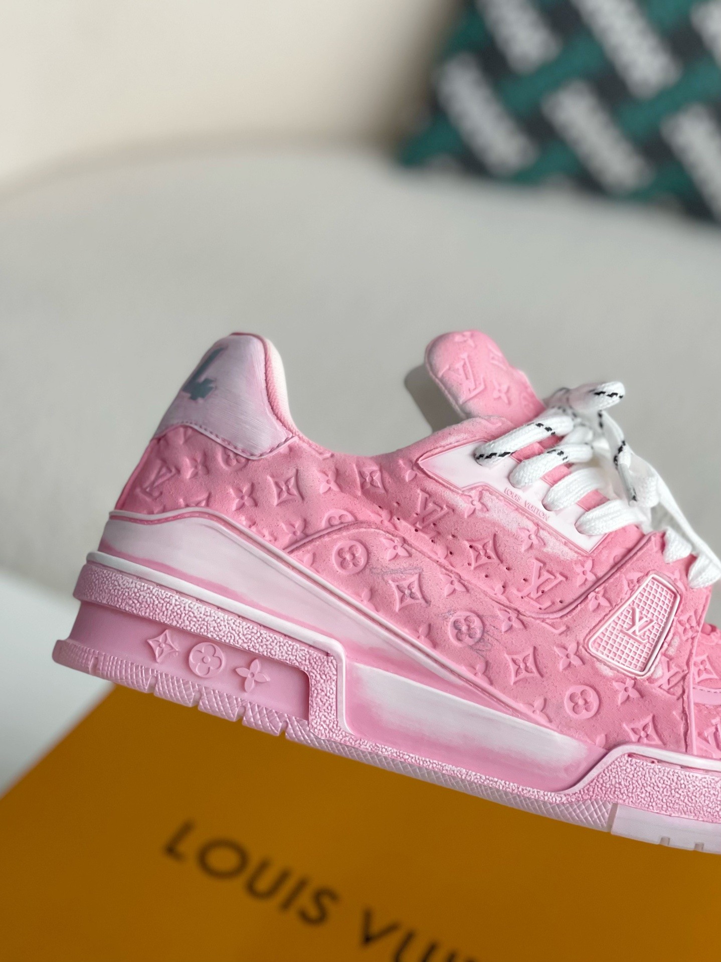 「#3565」 LOUIS VUITTON TRAINER SNEAKERS