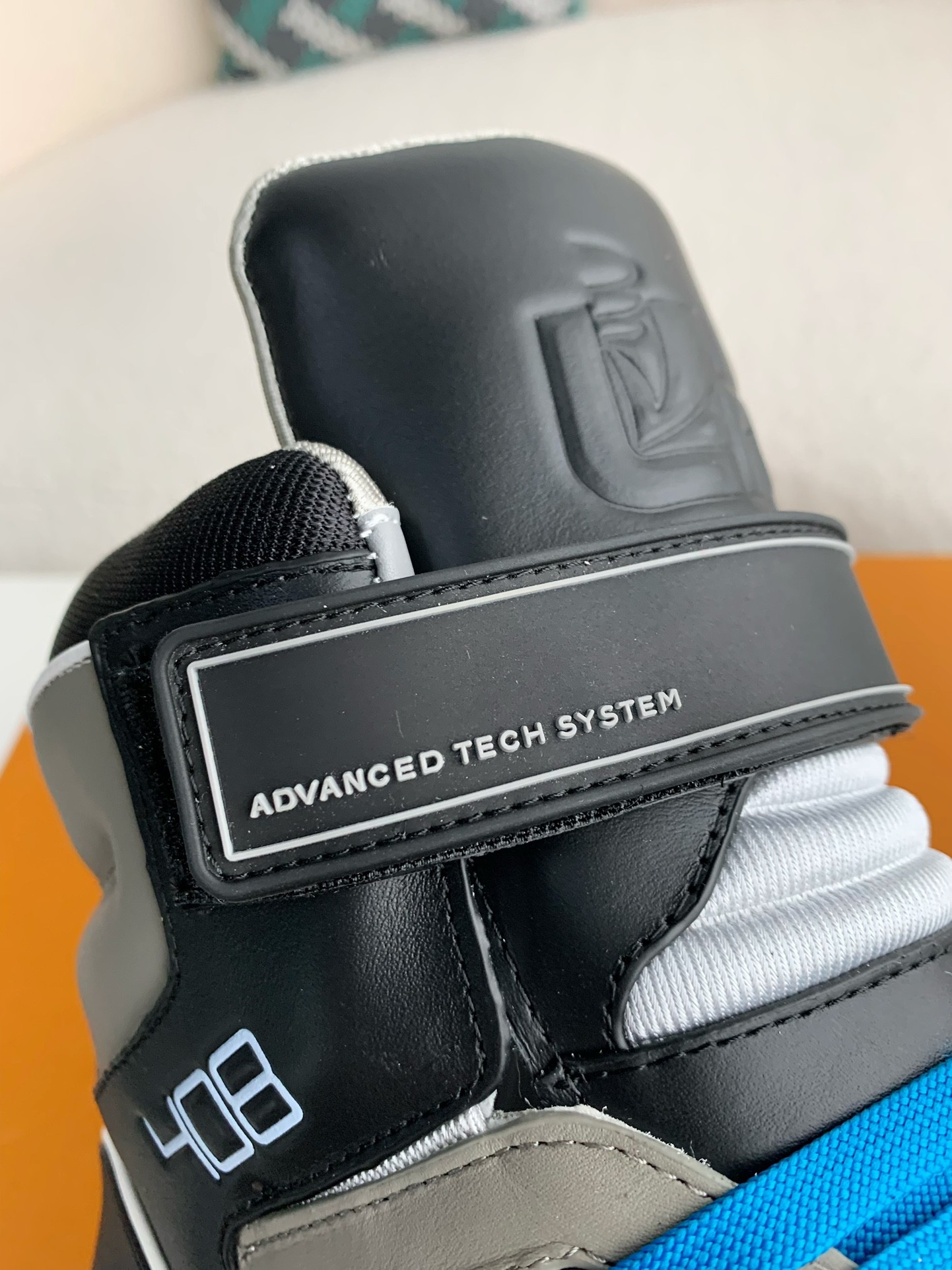 「#3105」LOUIS VUITTON TRAINER SNEAKERS