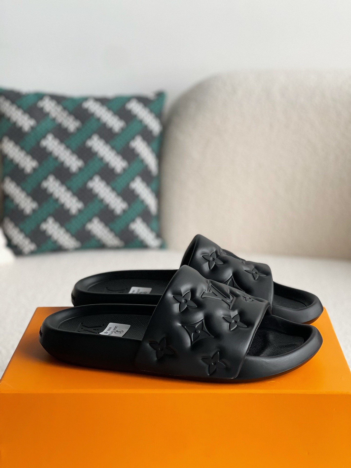 「#922」LOUIS VUITTON  WOMEN'S SLIPPERS