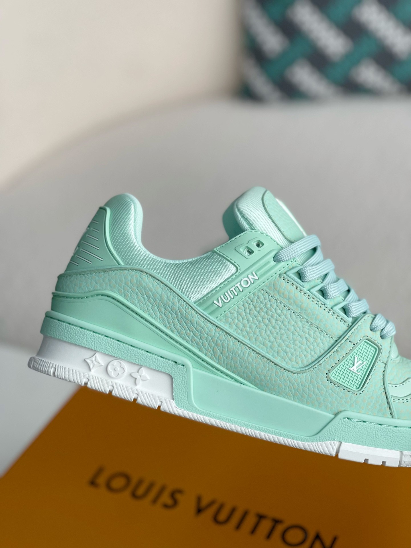 「#3005」LOUIS VUITTON SNEAKERS