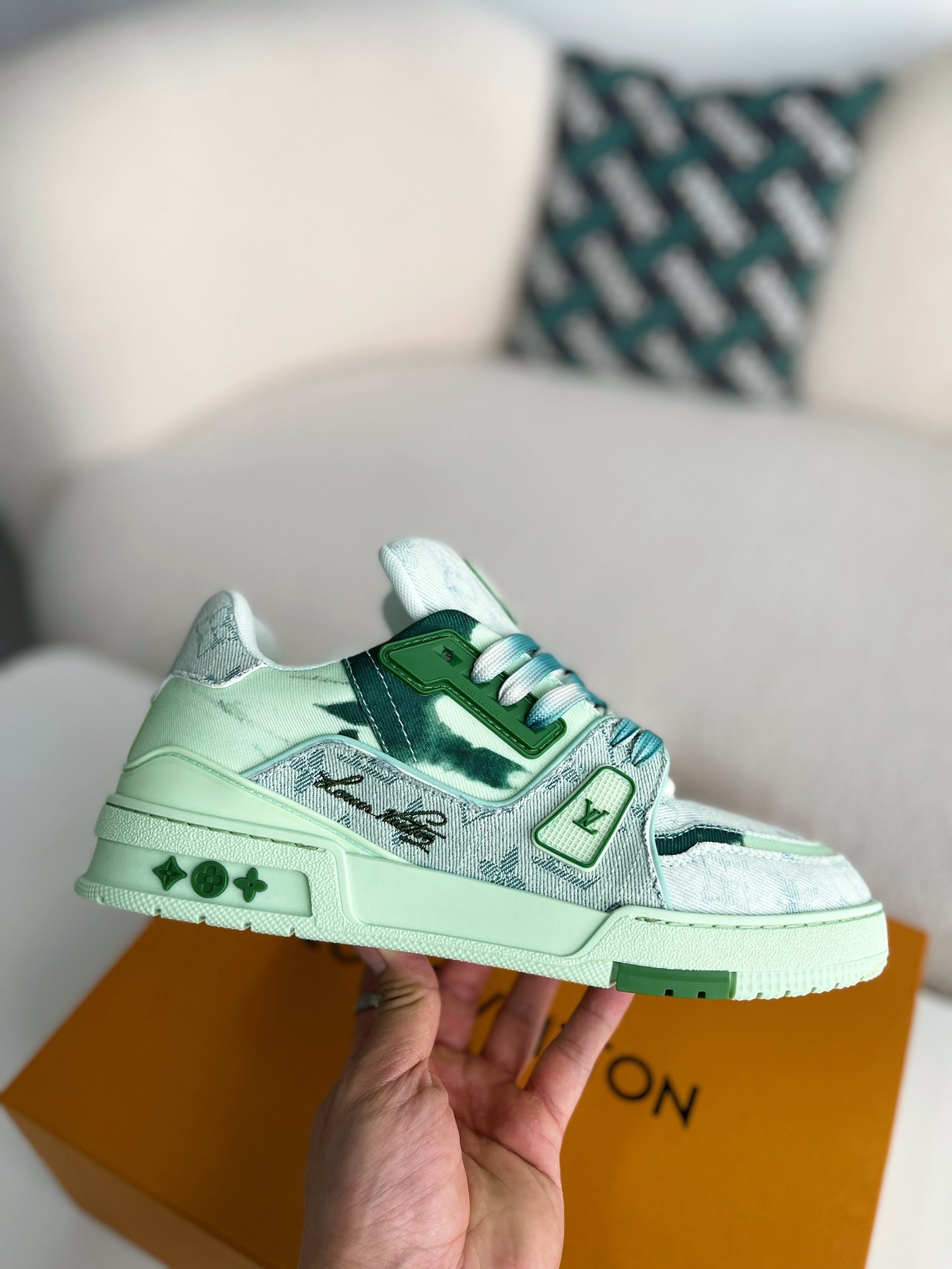 「#3174」LOUIS VUITTON SNEAKERS