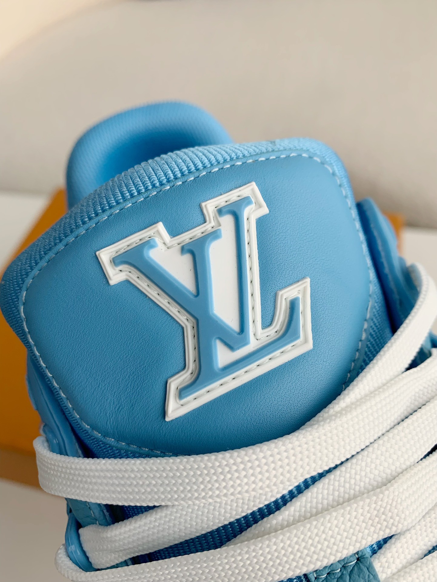 「#764」LOUIS VUITTON TRAINER Sneakers