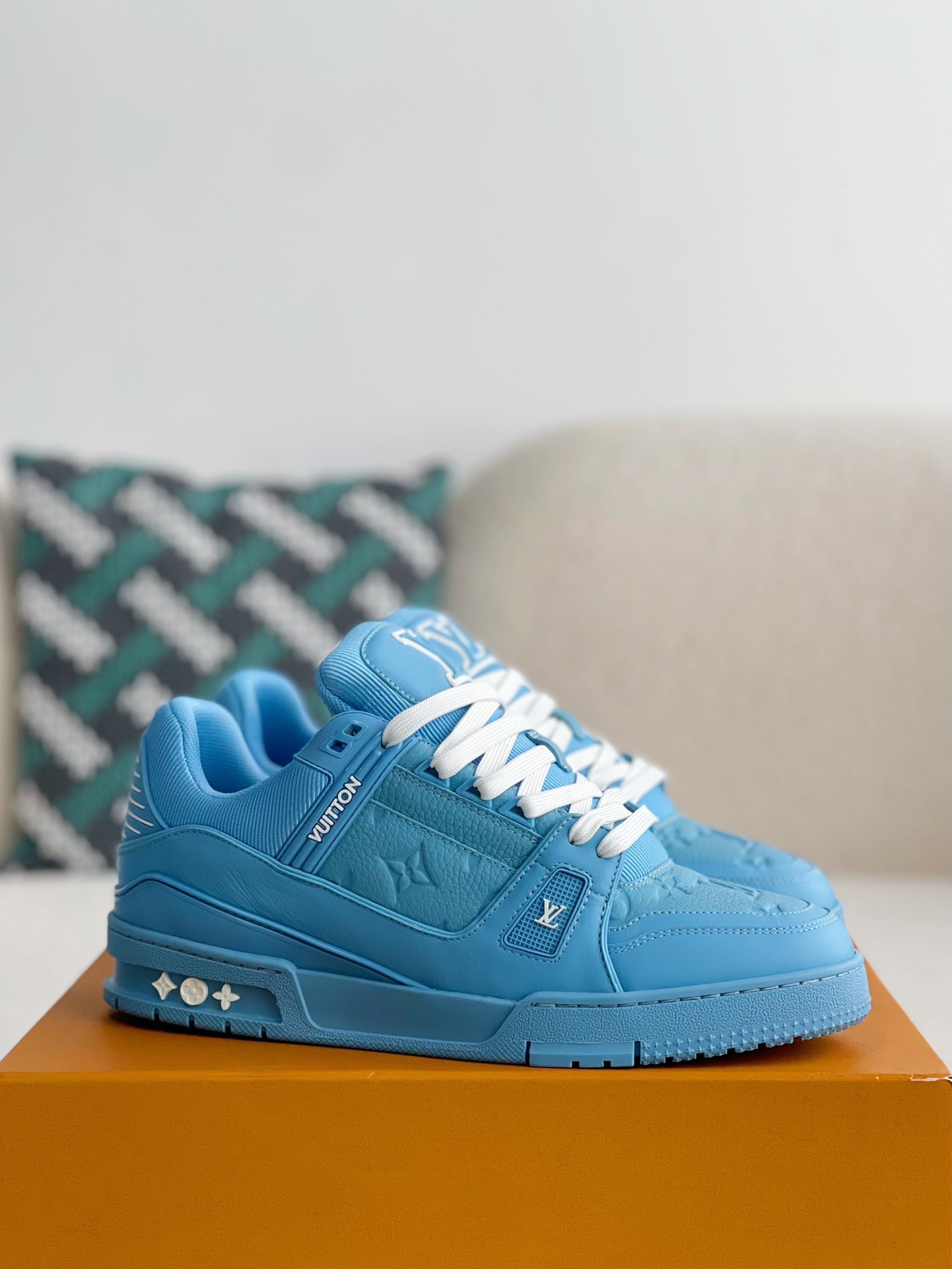 「#764」LOUIS VUITTON TRAINER Sneakers