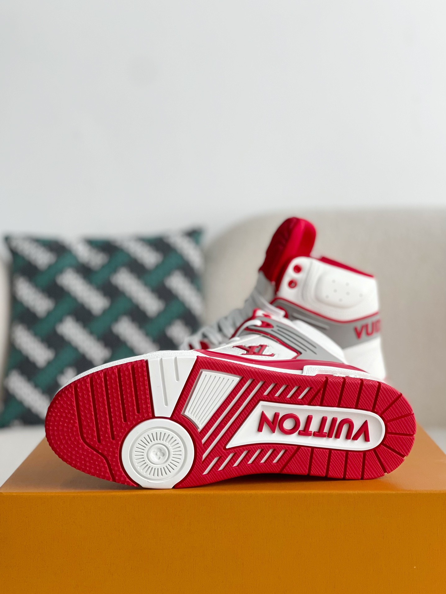 「#3199」LOUIS VUITTON TRAINER SNEAKERS