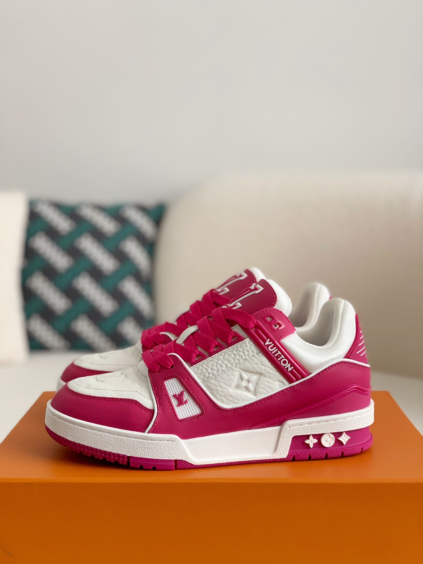 「#648」LOUIS VUITTON TRAINER Sneakers