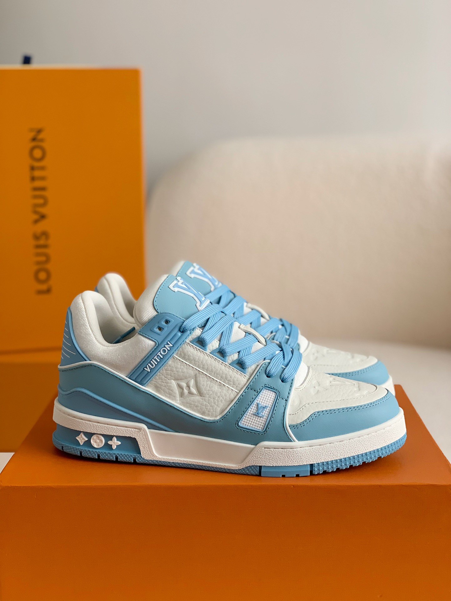 「#647」LOUIS VUITTON TRAINER SNEAKERS